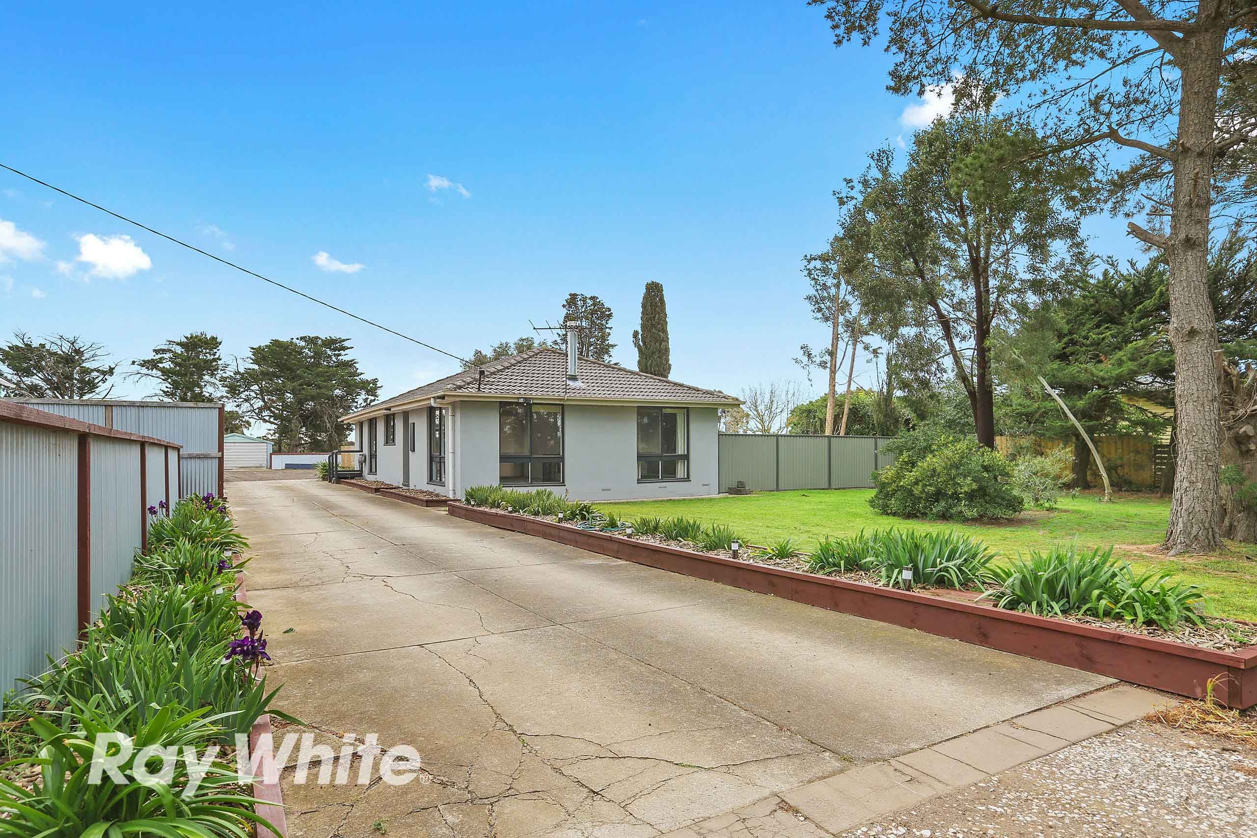 27 Old Melbourne Road, Little River, VIC 3211