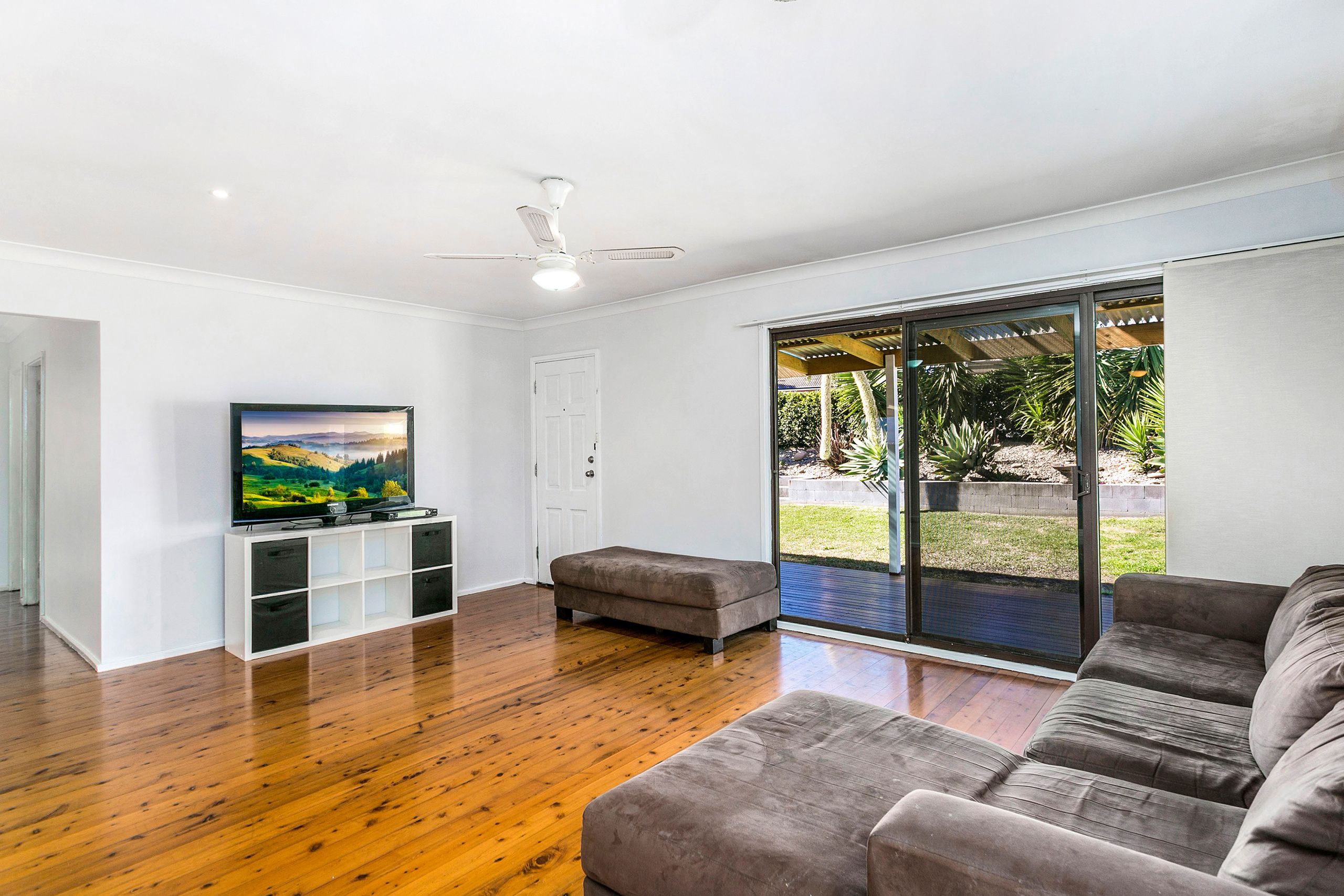 63 Goolagong Circuit, Mount Warrigal, NSW 2528