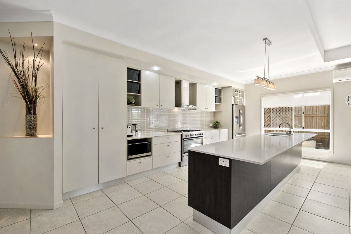 10 Price Street, North Lakes, QLD 4509