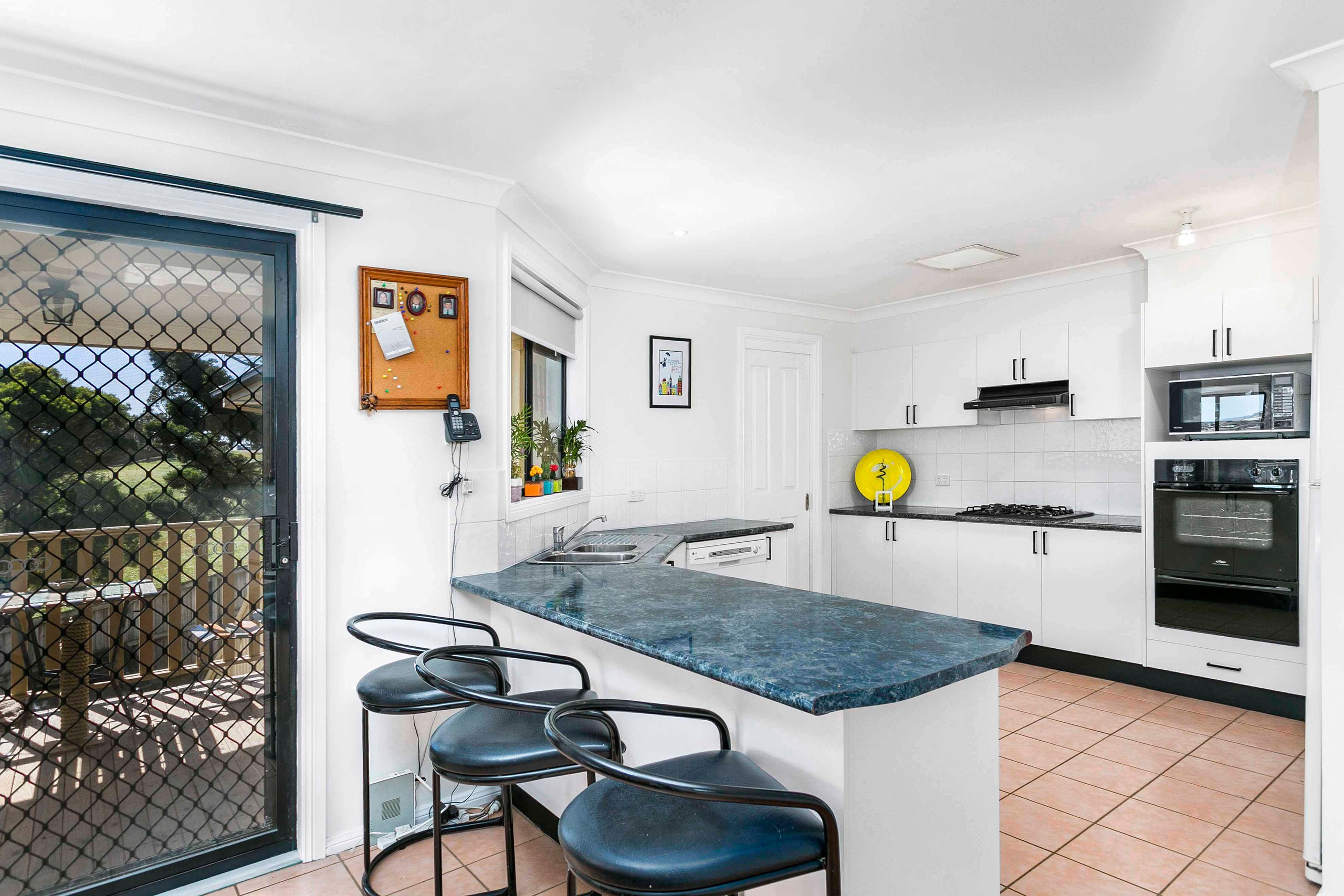 9 Cowal Court, Flinders, NSW 2529