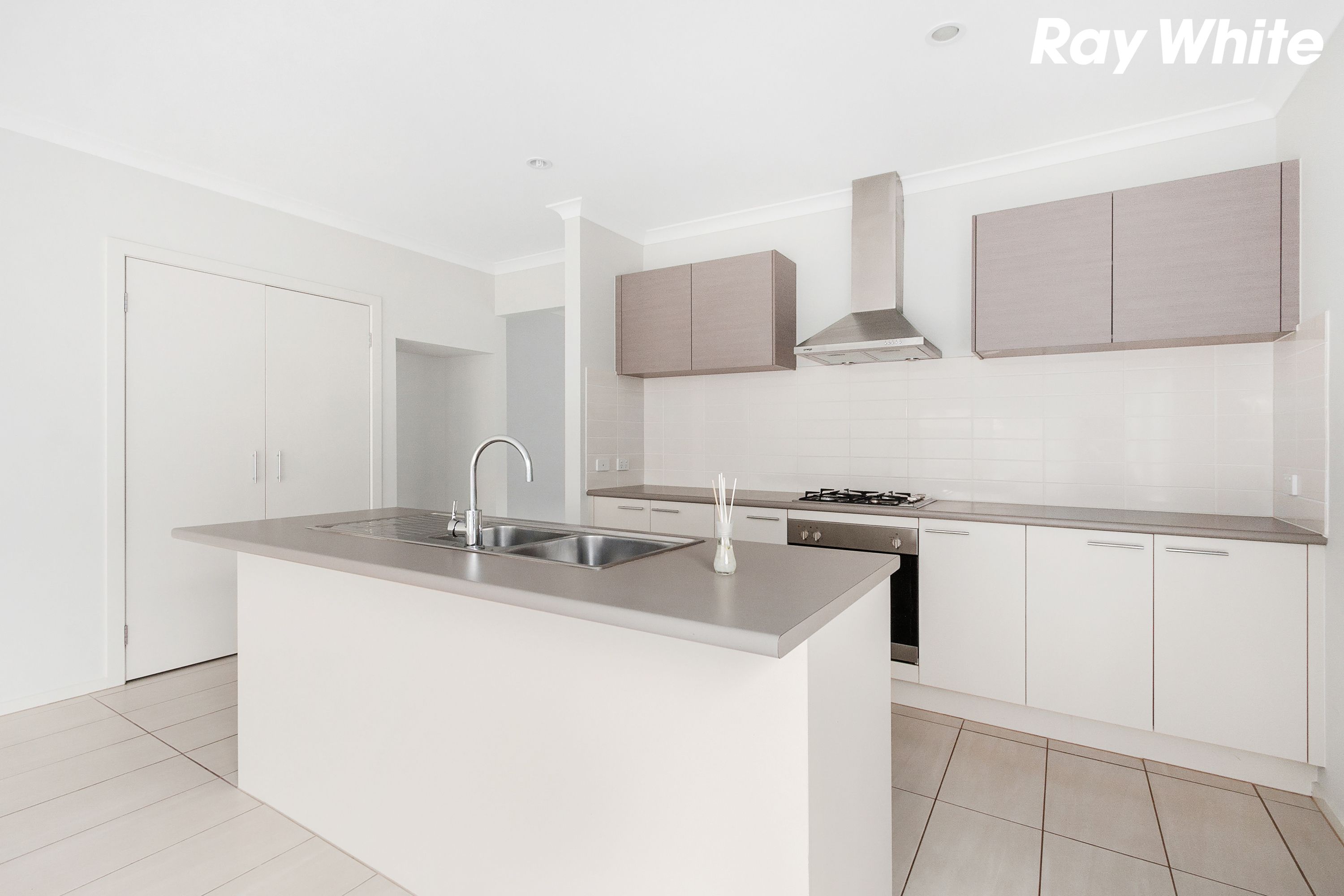 94 Majestic Drive, Officer, VIC 3809