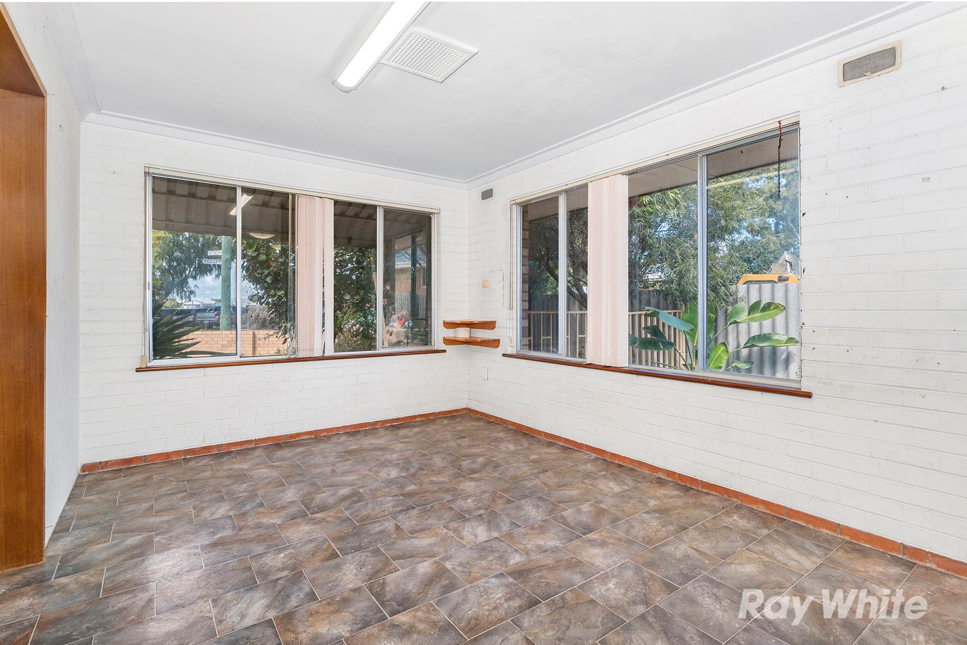 1 Reilly Road, Wonthella, WA 6530