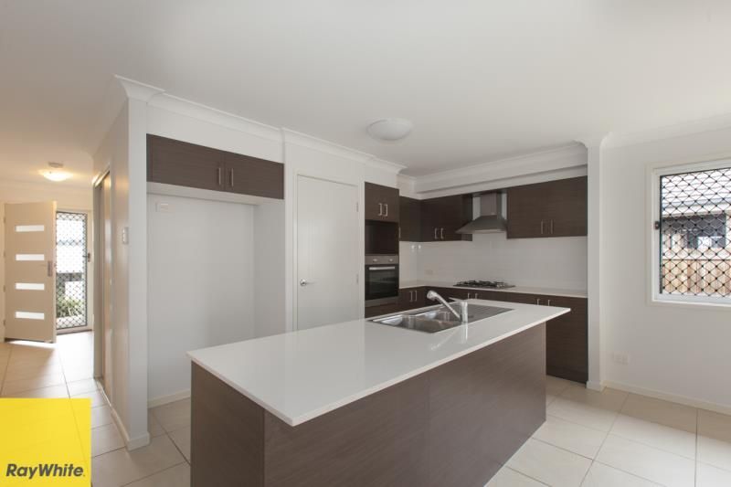 Holmview, QLD 4207
