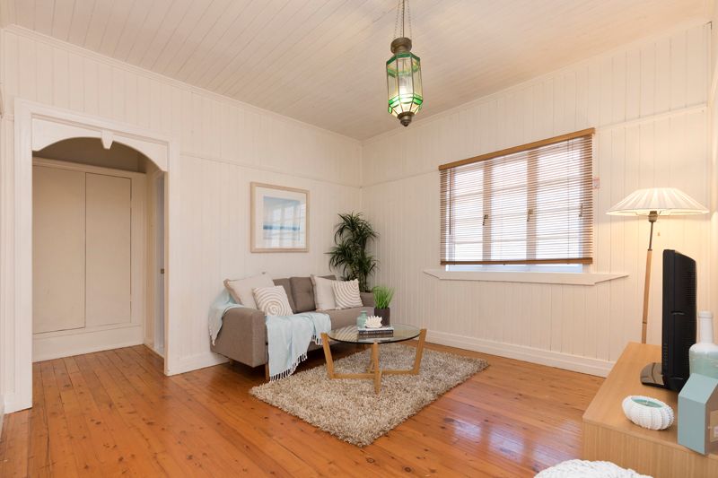 44 Hockings Street, Holland Park West, QLD 4121
