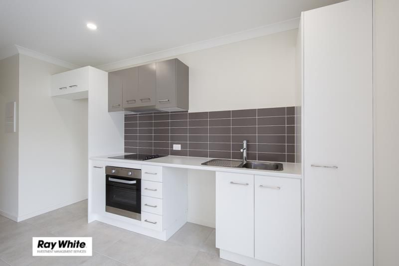 2/82 Lamington Drive, Redbank Plains, QLD 4301