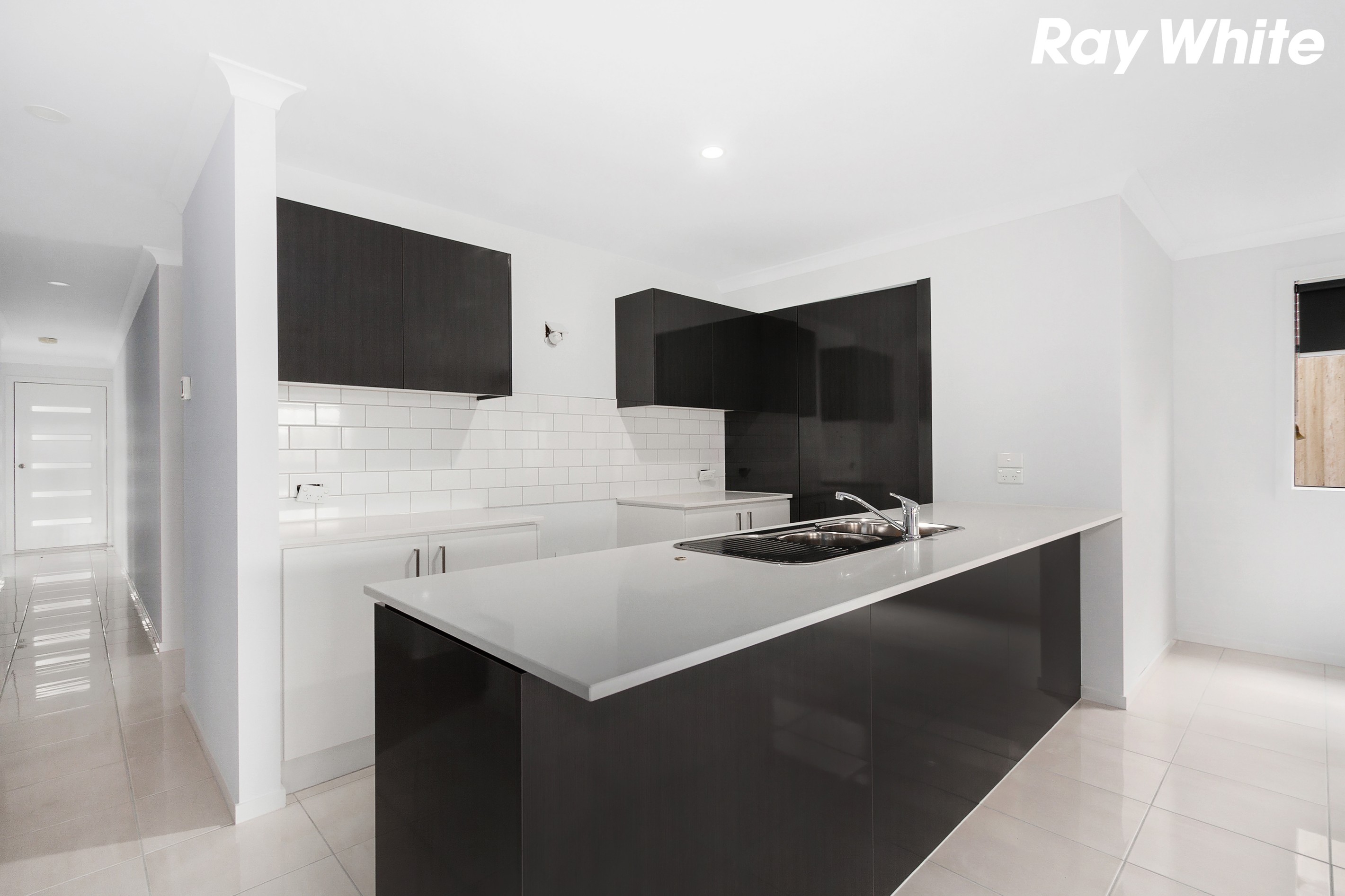 15 Wendy Way, Pakenham, VIC 3810