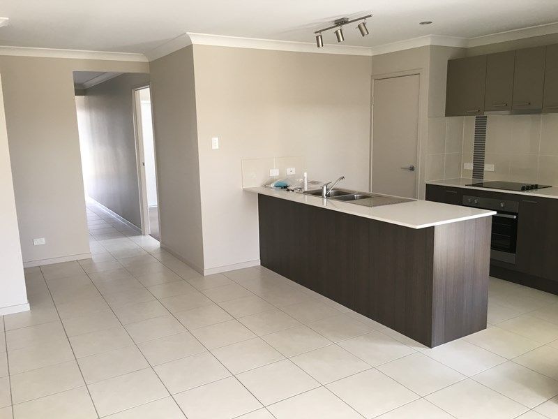 1/19 Brushbox Street, Ripley, QLD 4306