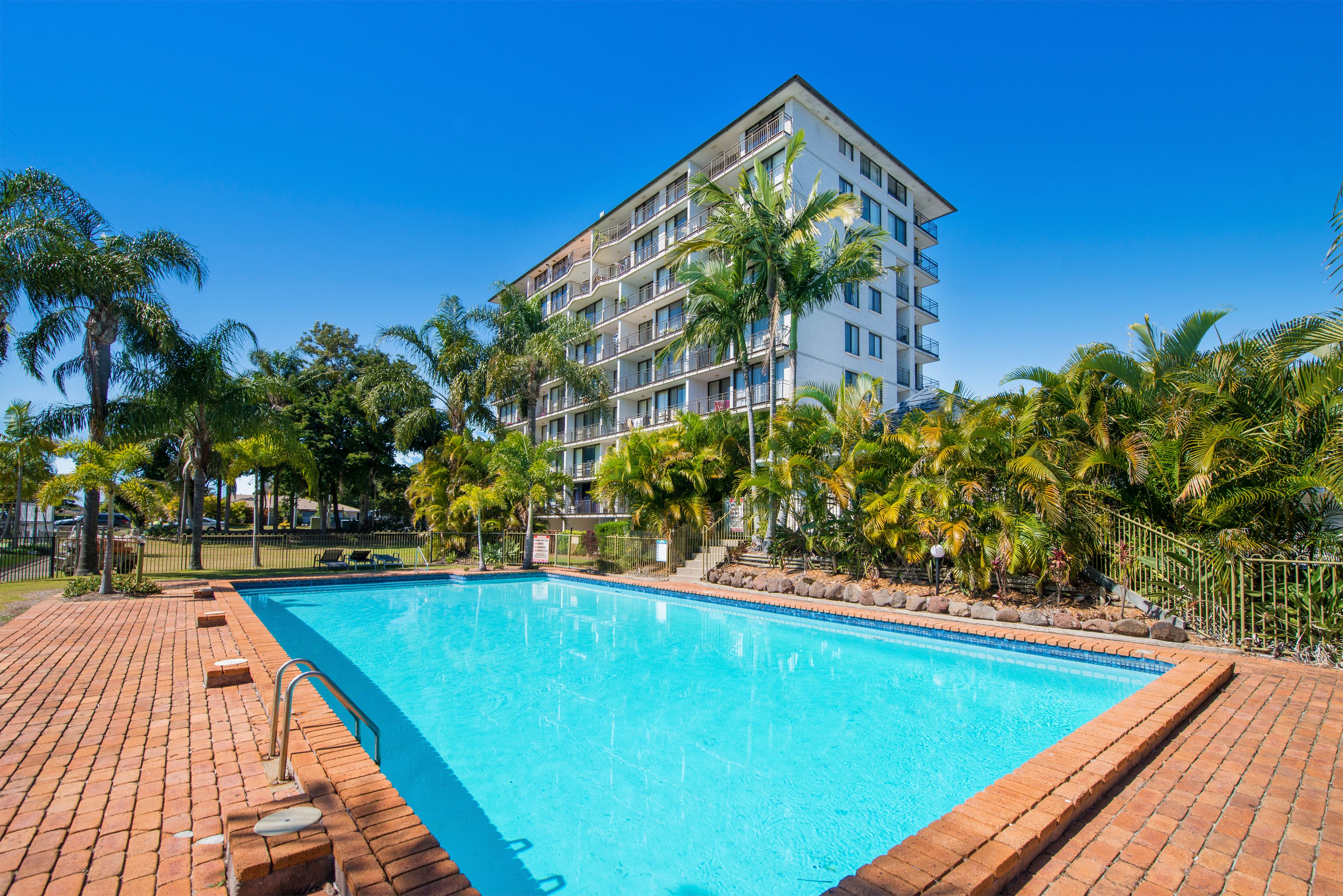 13 Fairway Drive, Clear Island Waters QLD 4226
