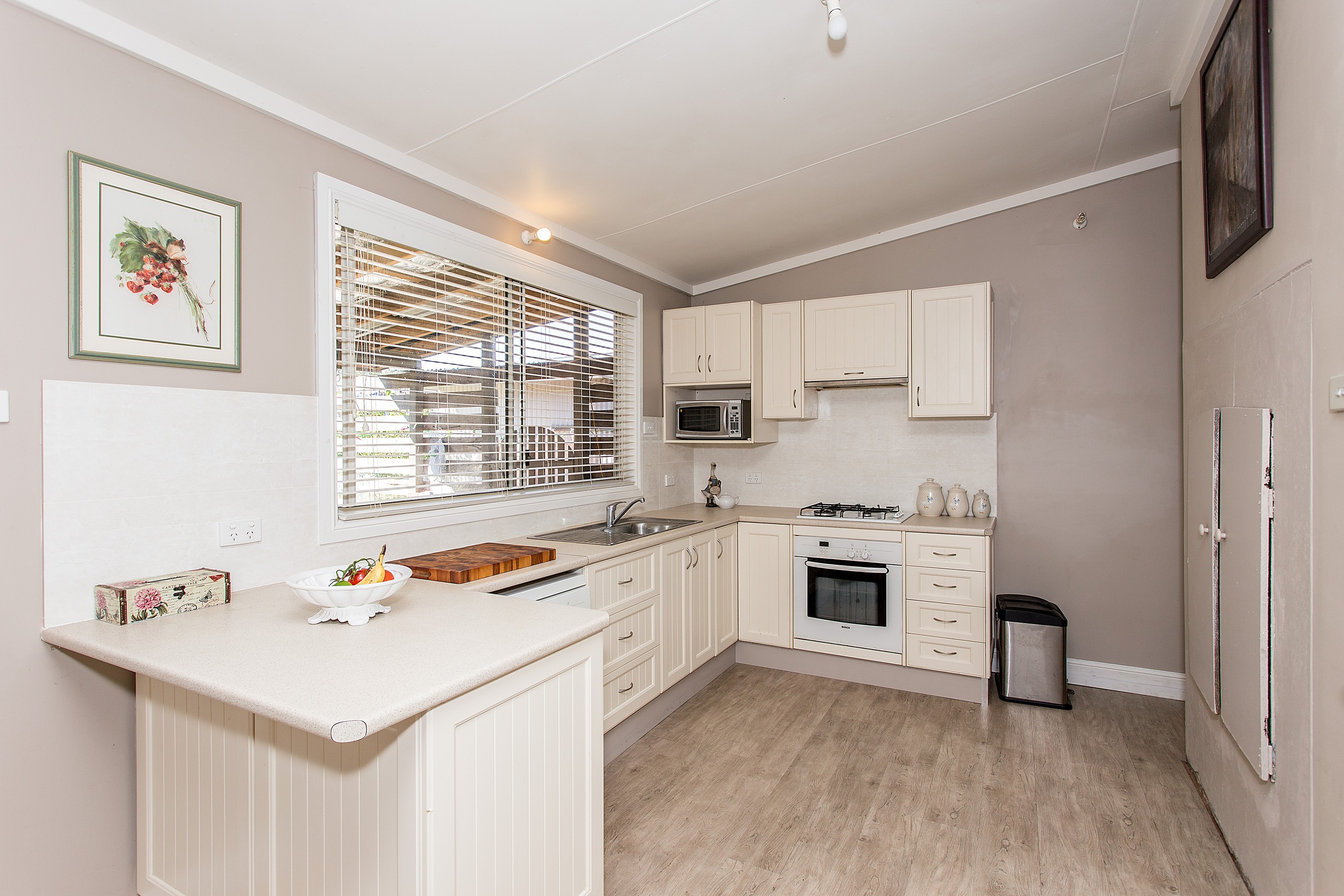 166 Bridge Street, Morisset, NSW 2264