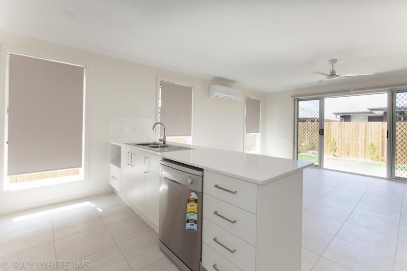 1/11 Snowden Crescent, Willow Vale, QLD 4209