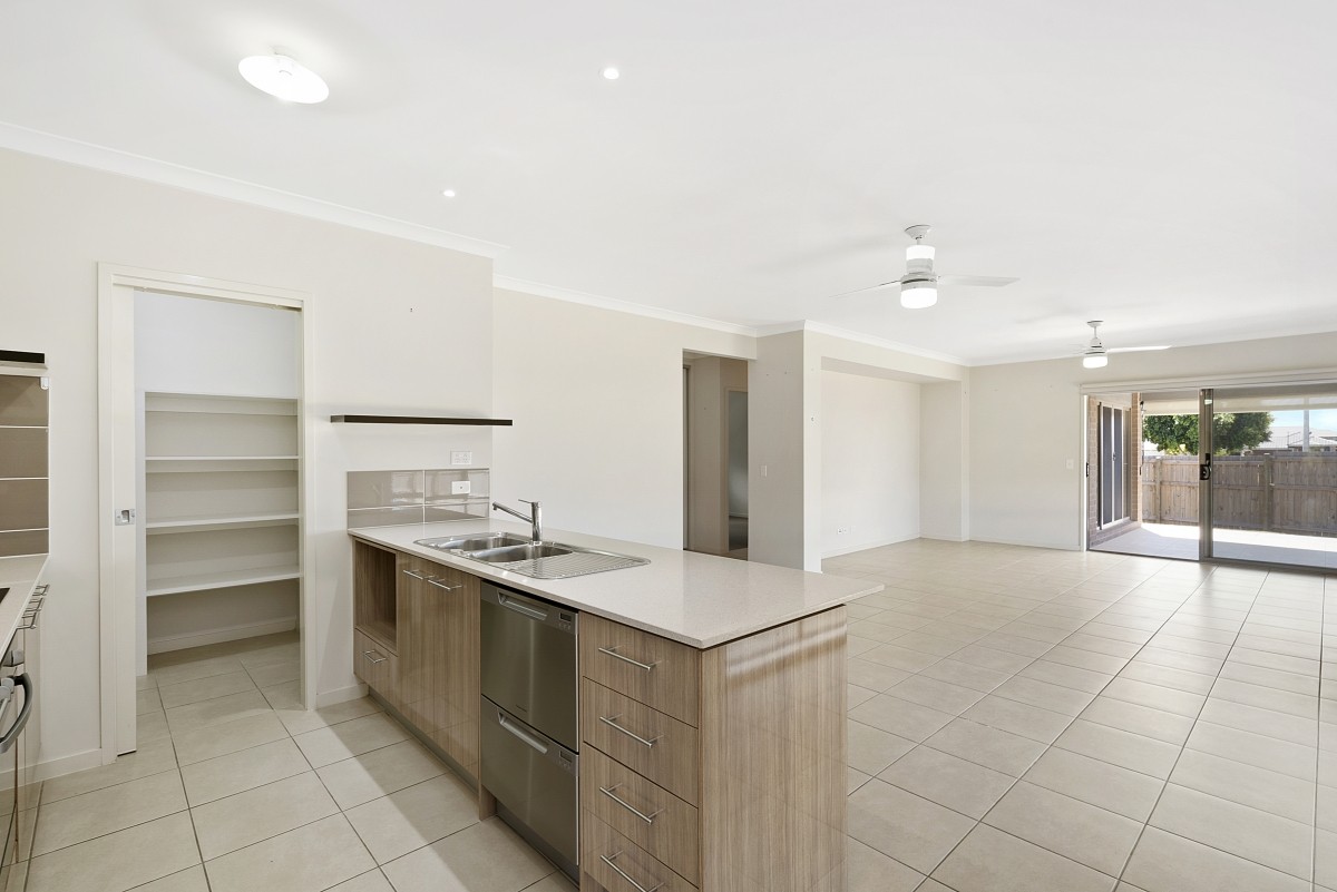 61 Hinton Crescent, Mango Hill, QLD 4509