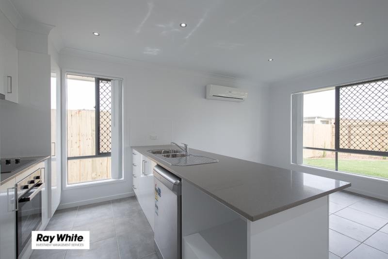 32 Creekstone Avenue, Redbank Plains, QLD 4301