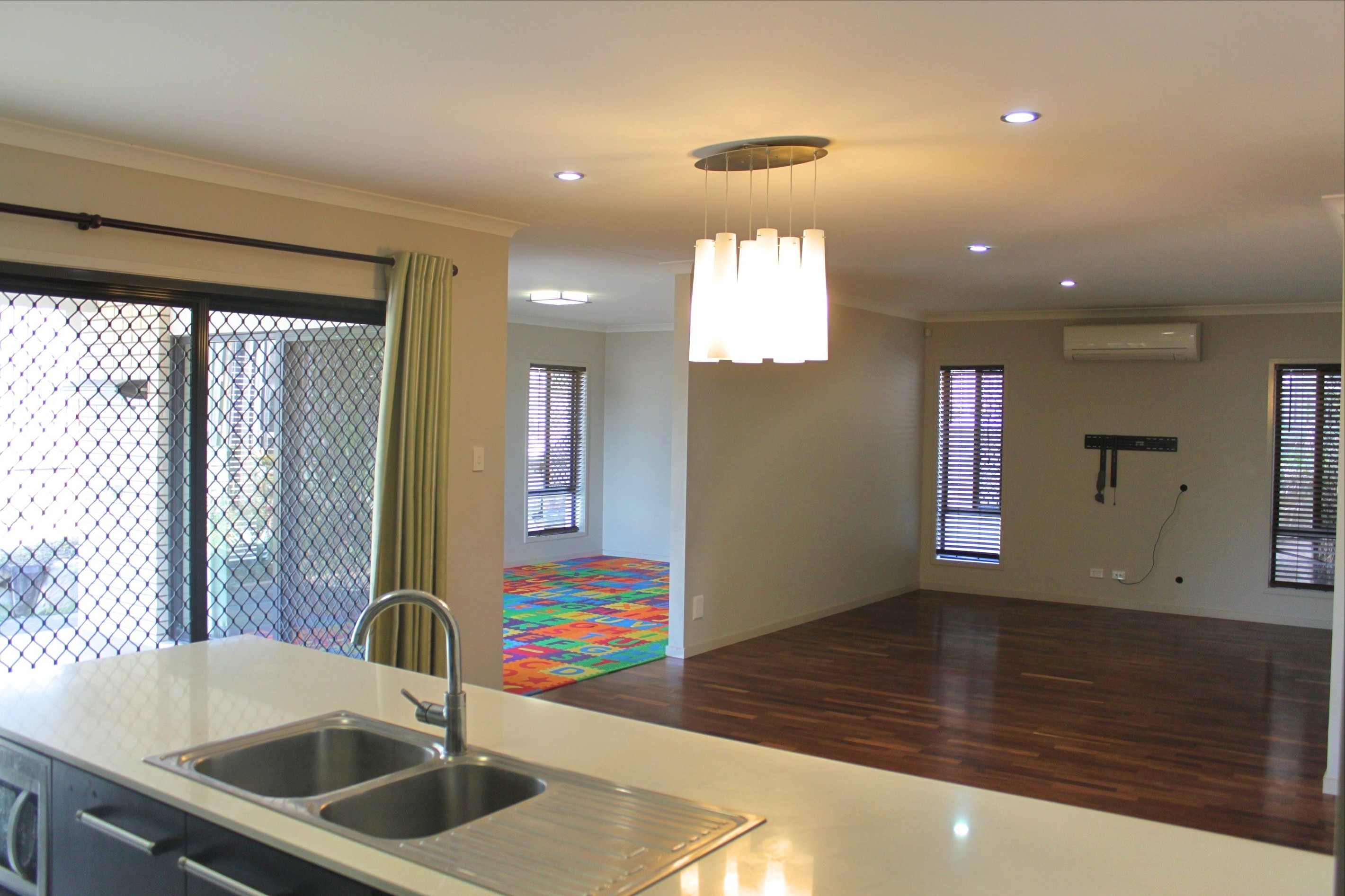 6 Acomis Street, Mackenzie, QLD 4156