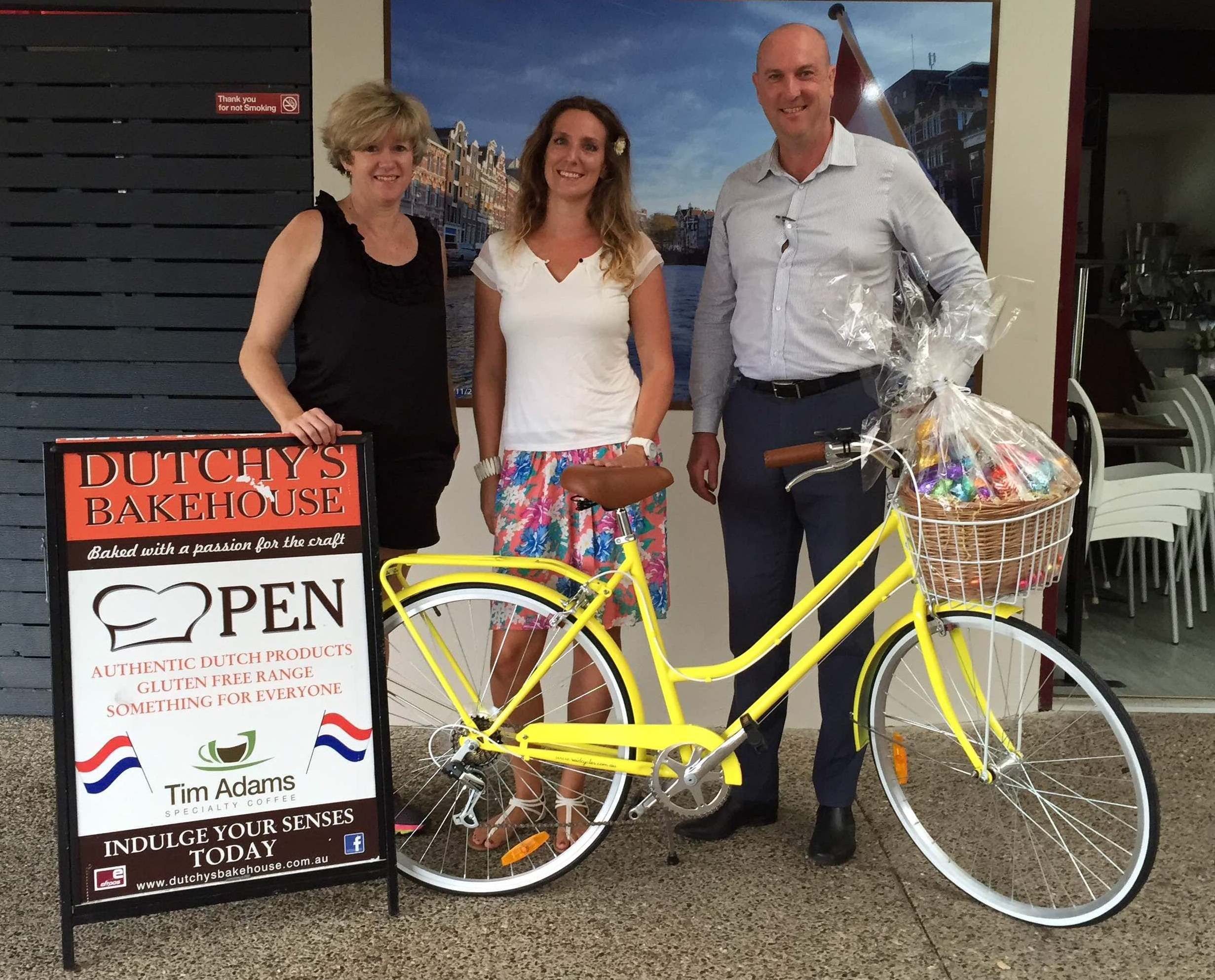 ray white yellow bike