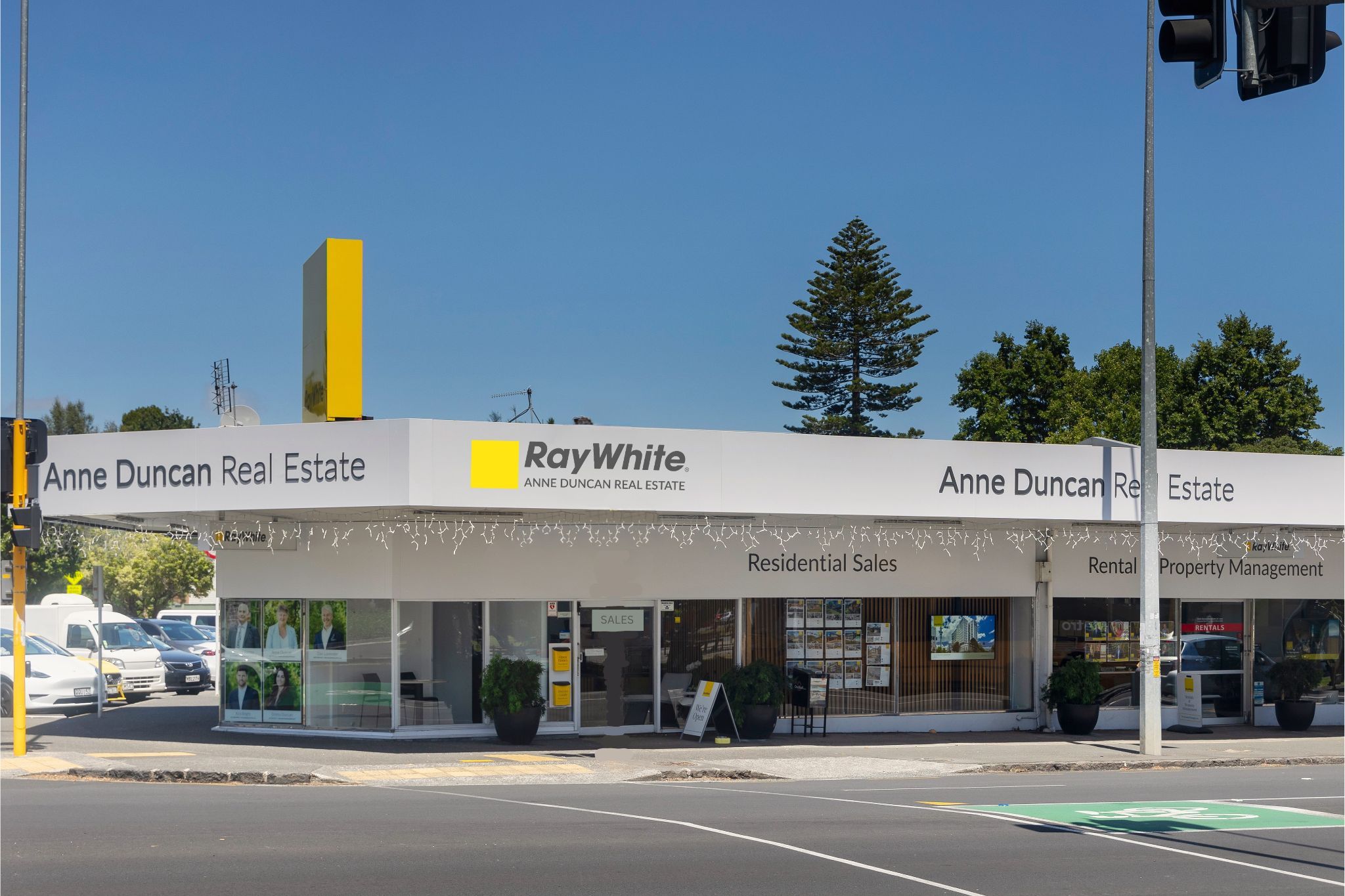 Ray White