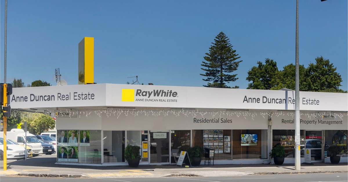 Ray White