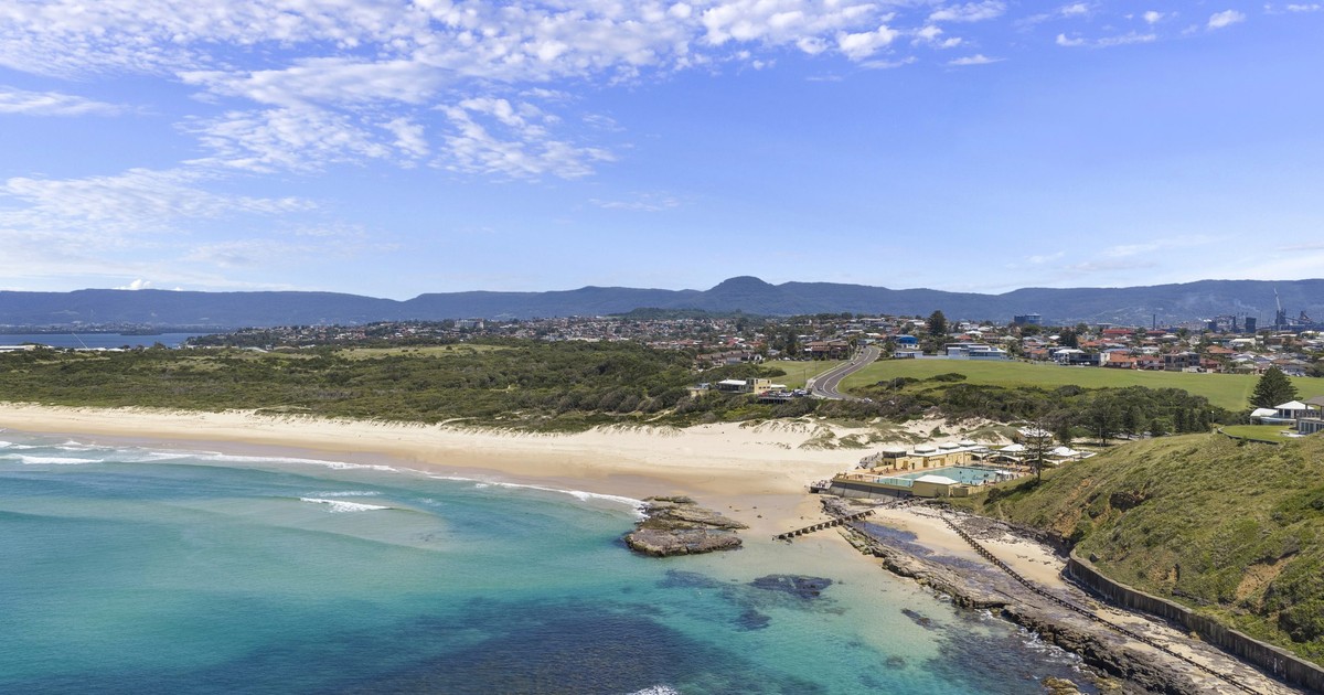 Ray White South Wollongong