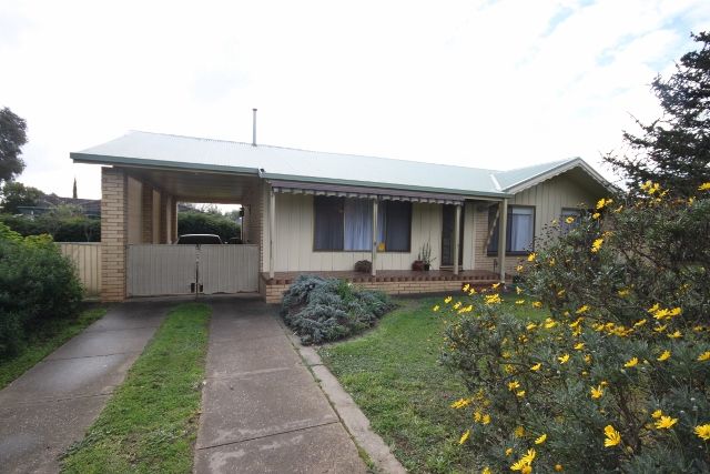 305 Bourke Street, Tolland, NSW 2650