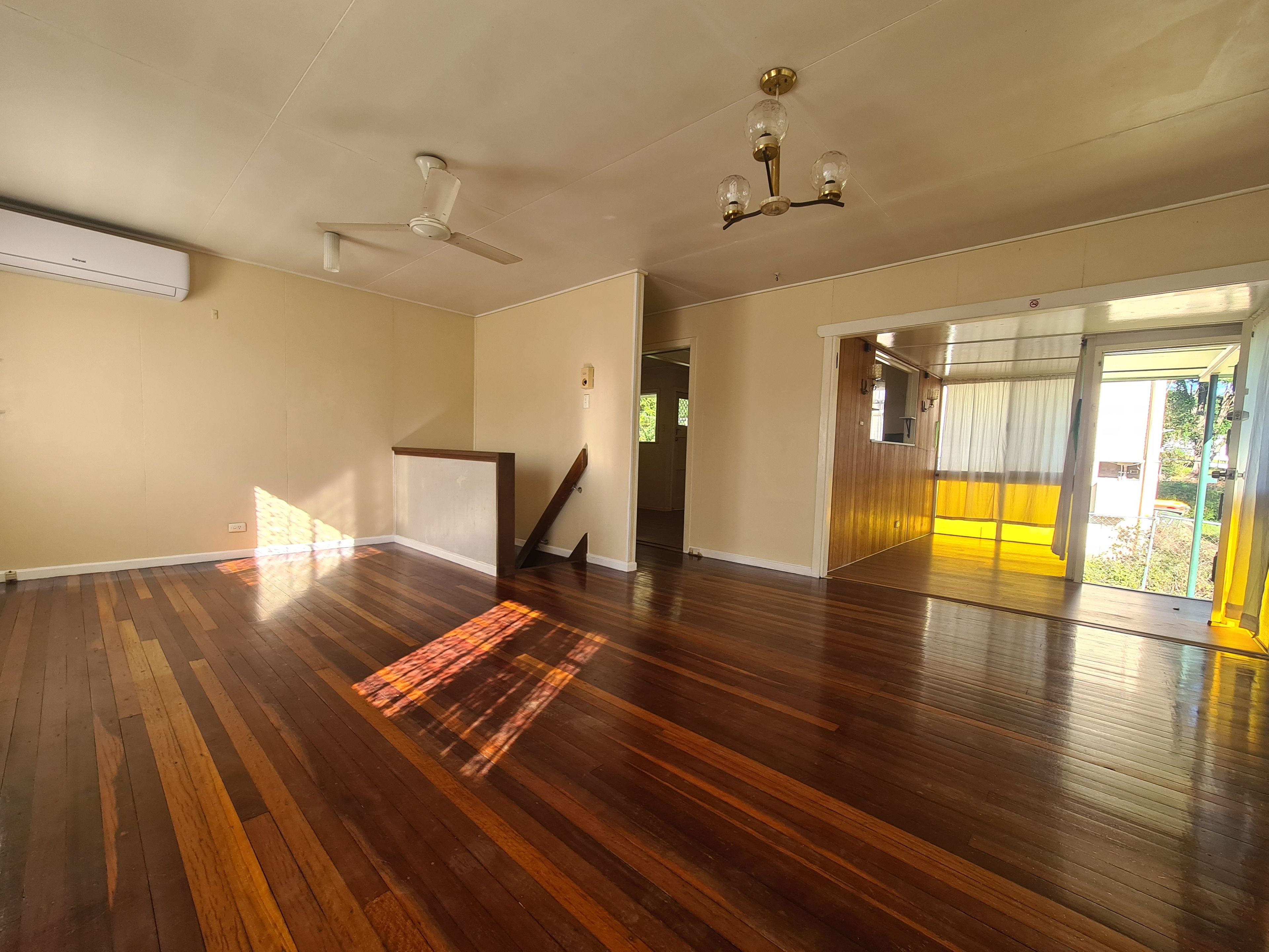 139 Mt Gravatt-Capalaba Road, Upper Mount Gravatt, QLD 4122