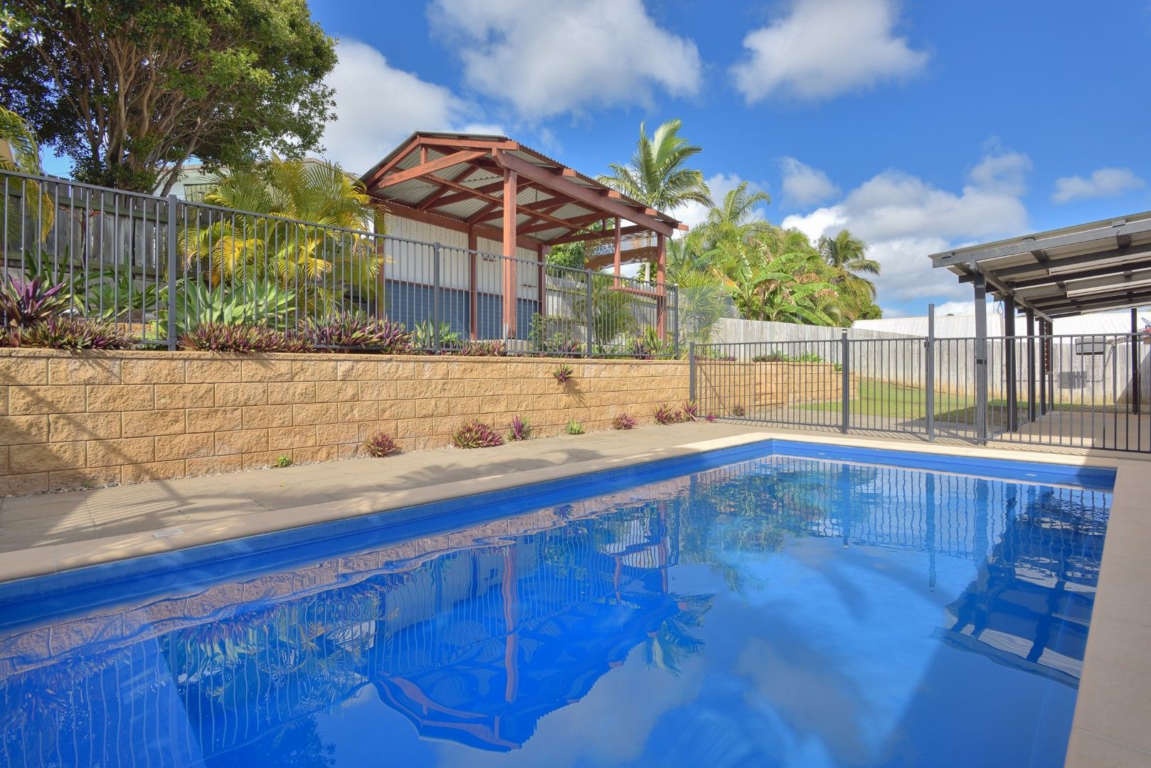 20 Waratah Street, Kin Kora, QLD 4680