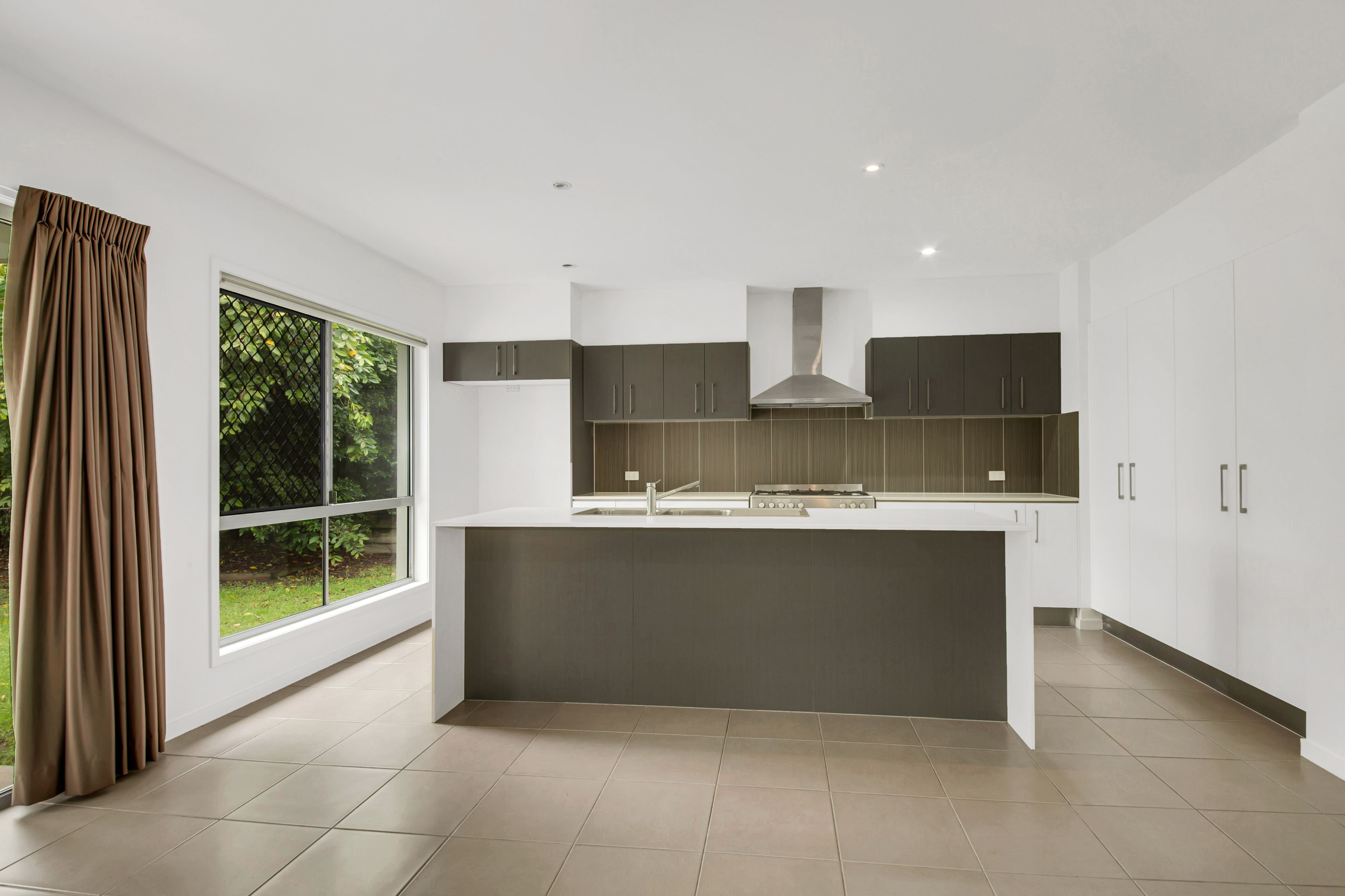 3 Namadgi Terrace, New Auckland, QLD 4680