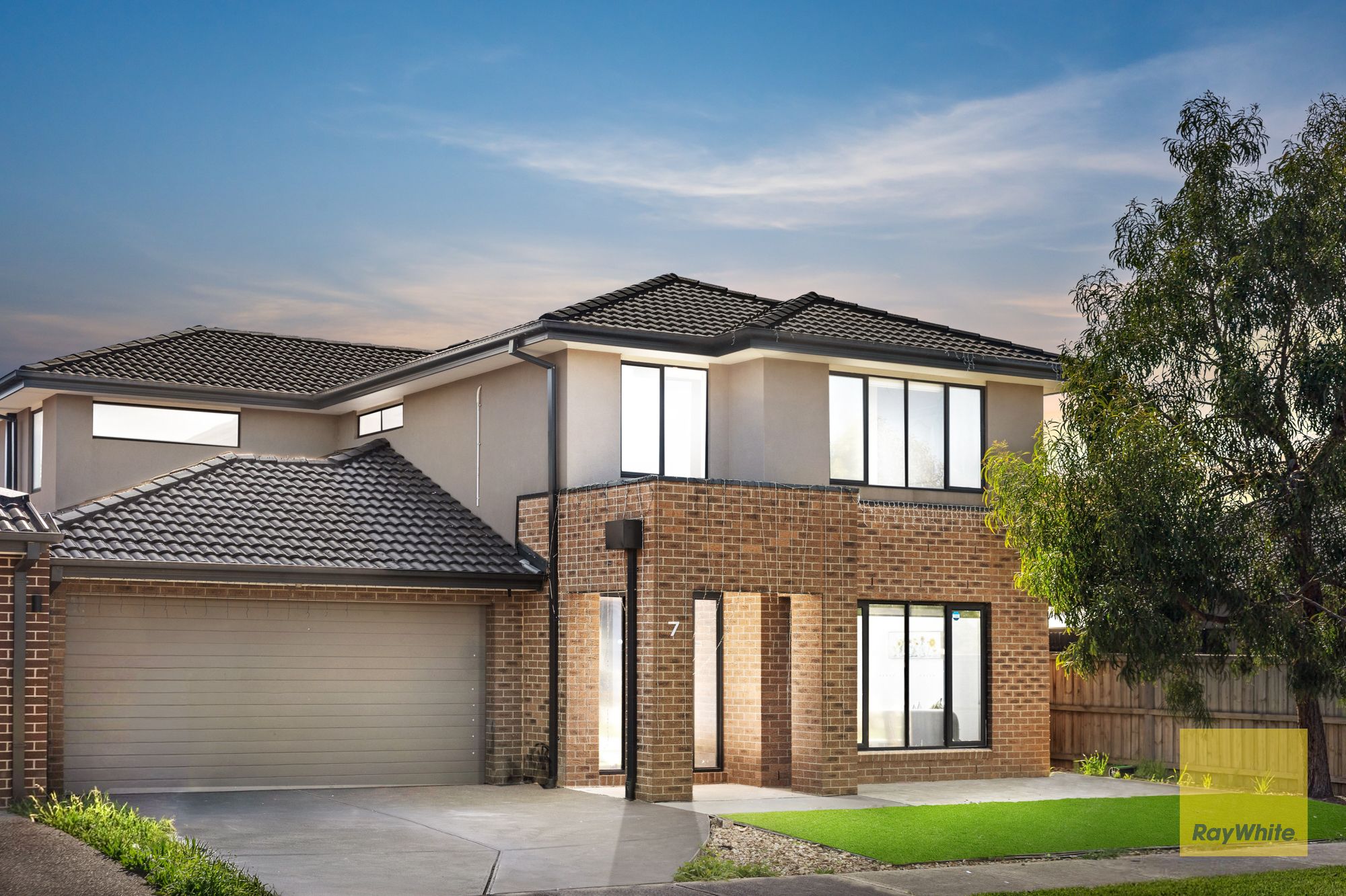 7 Finders Circuit — photo from Ray White Truganina