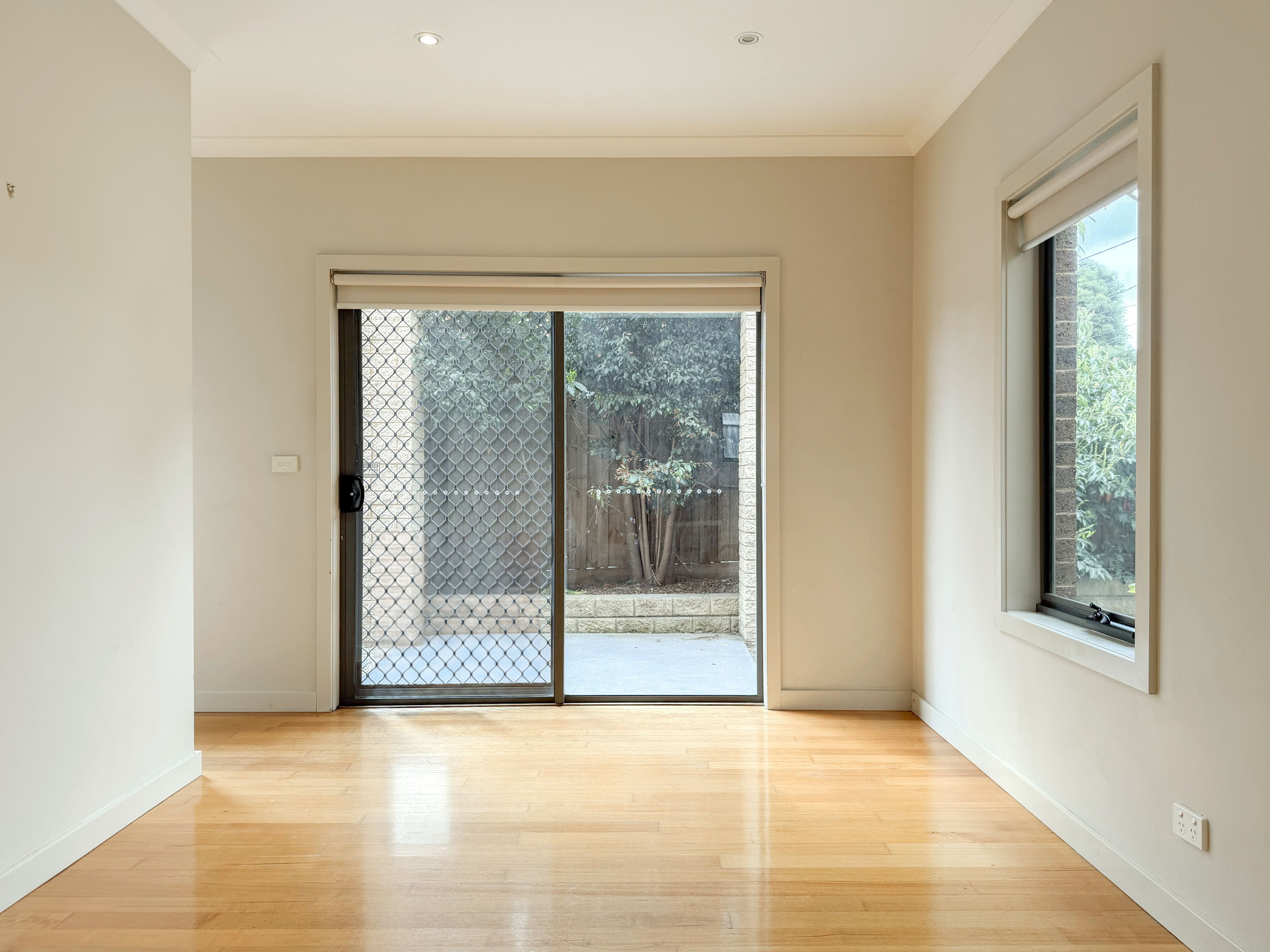 1/19 Croft Crescent — photo 5 of 11