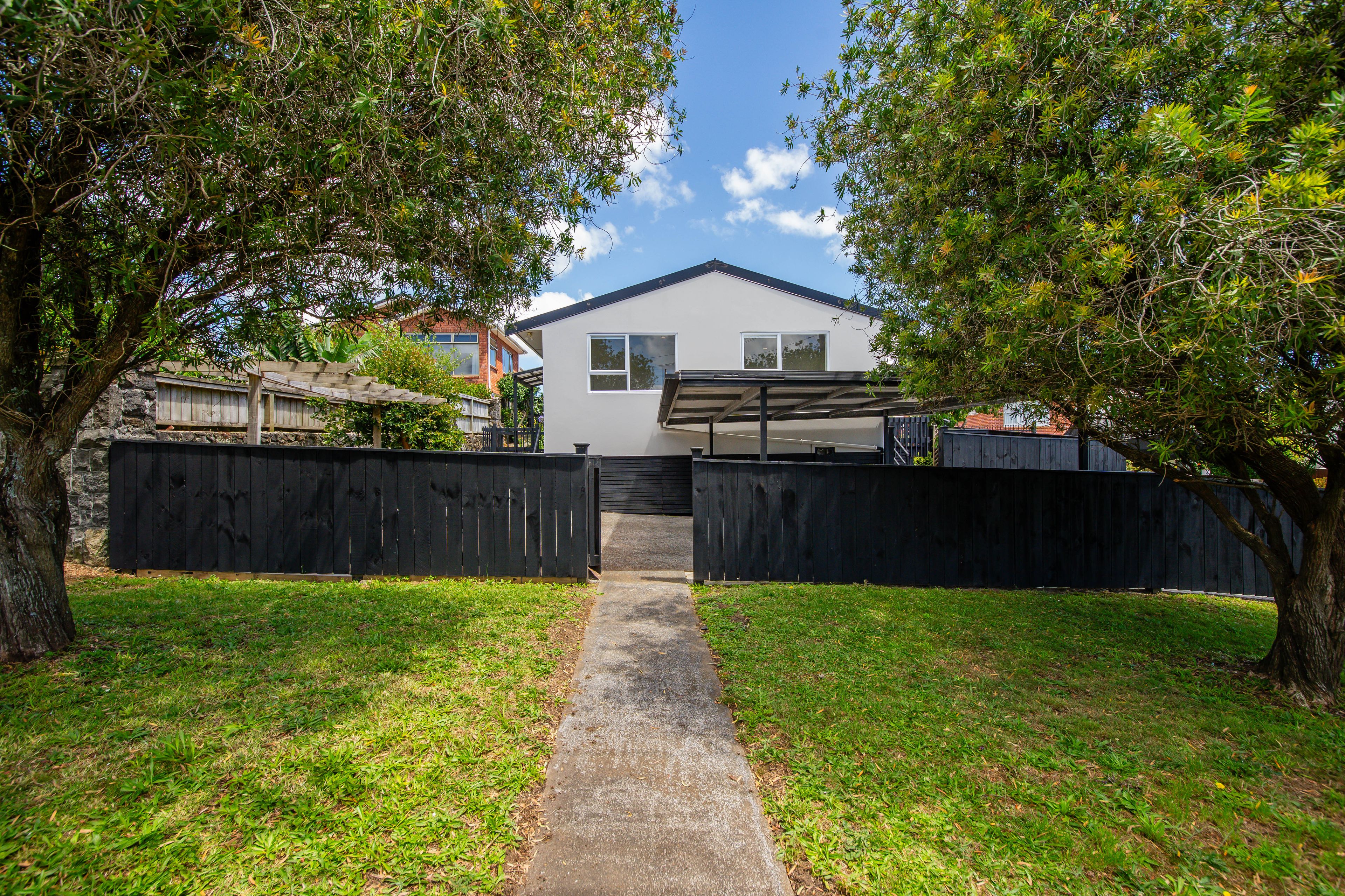 50A Te Kawa Road, Greenlane, Auckland City
