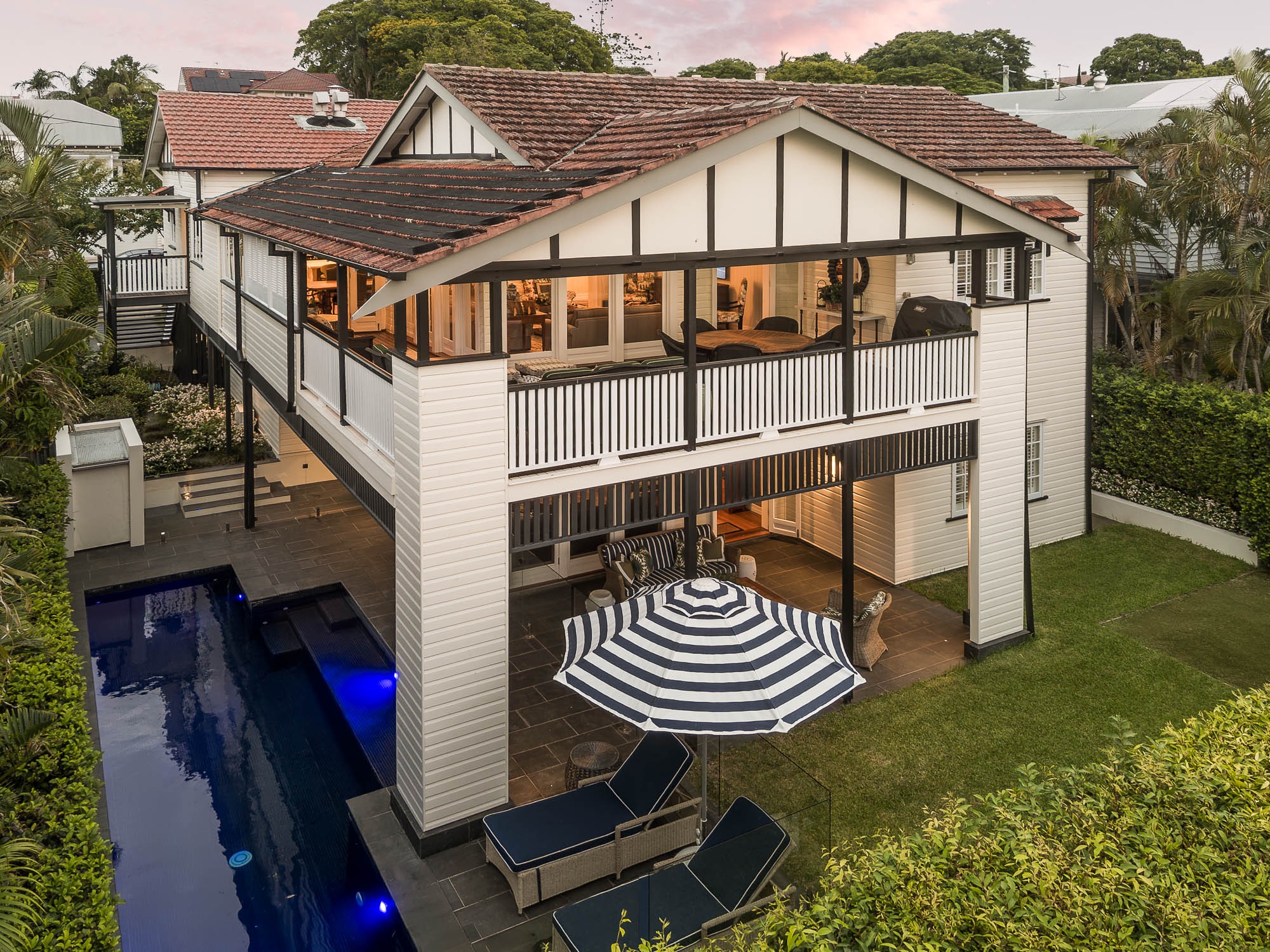 22 Sefton Avenue, Clayfield, QLD 4011