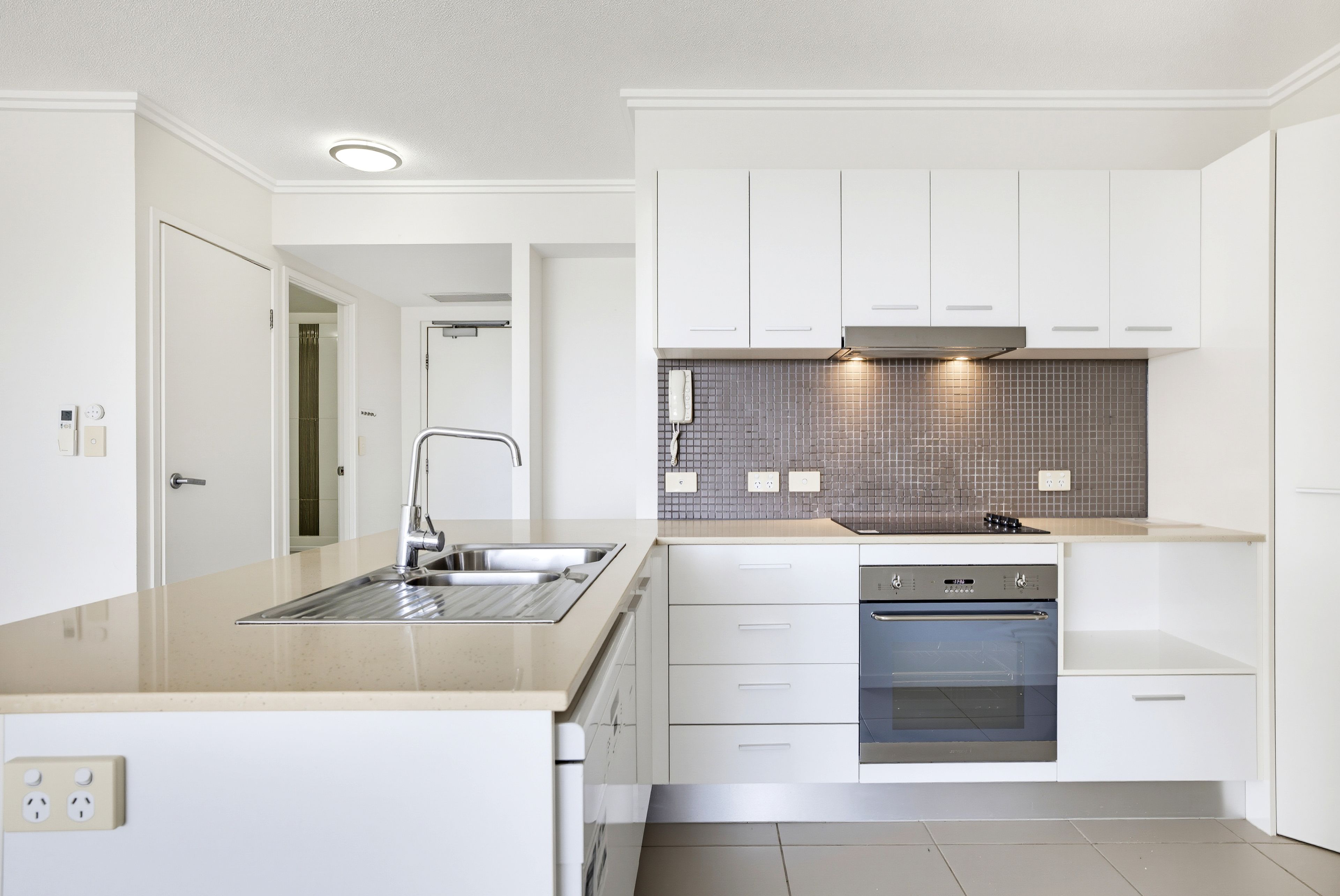 215/21 Innovation Parkway, Birtinya, QLD 4575