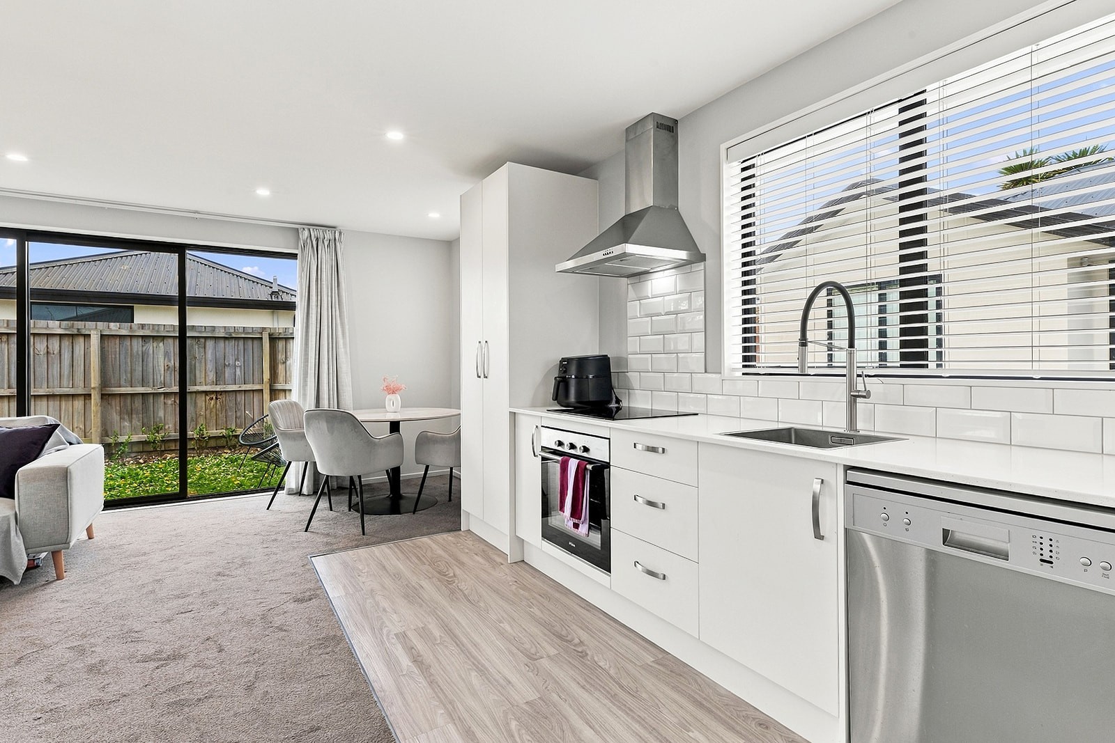 3/30A Northcote Road, Northcote, North Shore City