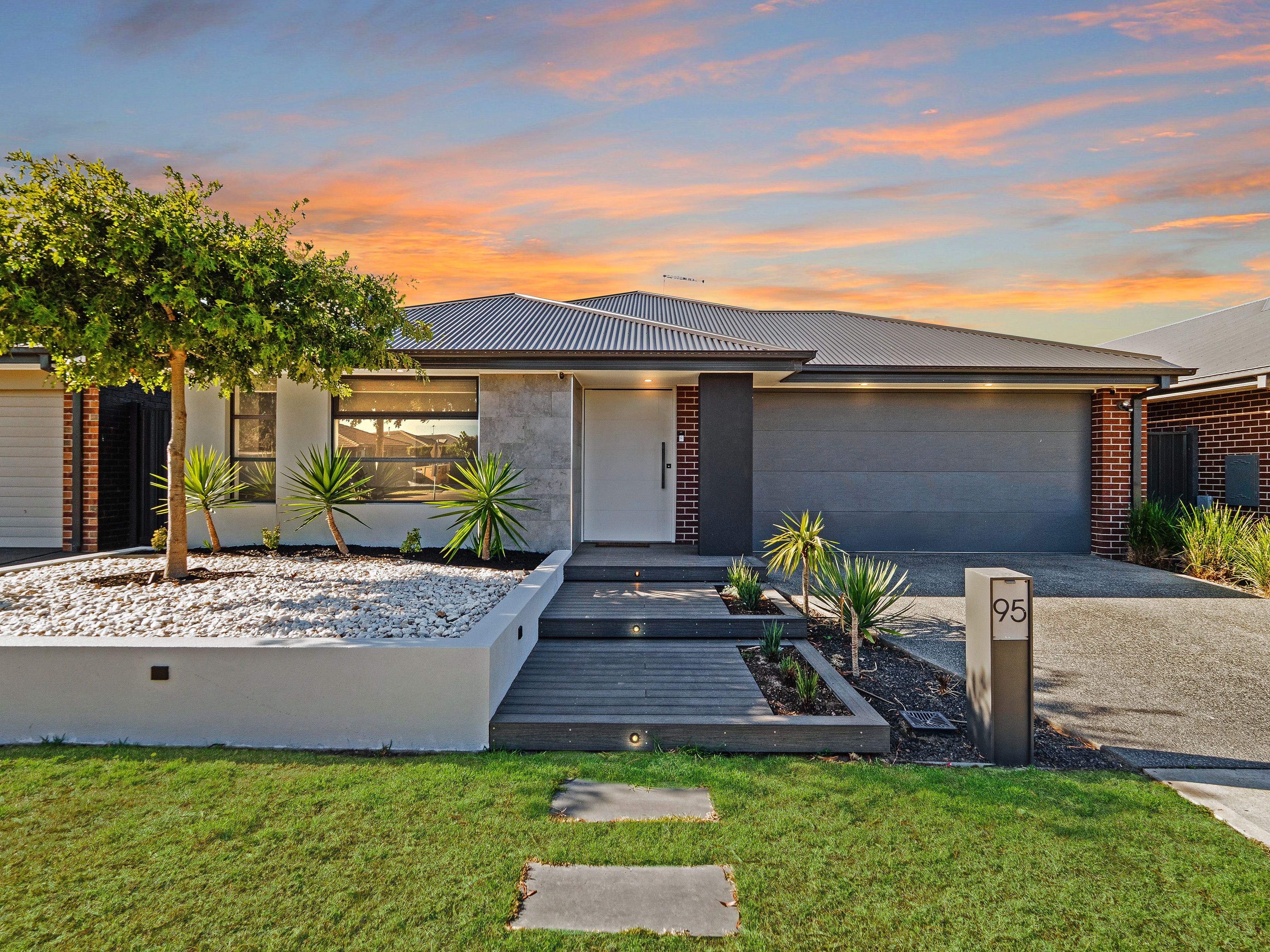 95 Hummingbird Drive, Botanic Ridge, VIC 3977 - Sold House - Ray White ...