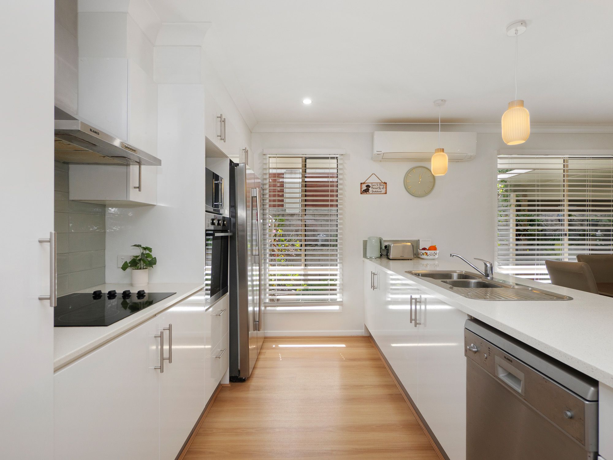 40 Waratah Way — photo 8 of 20