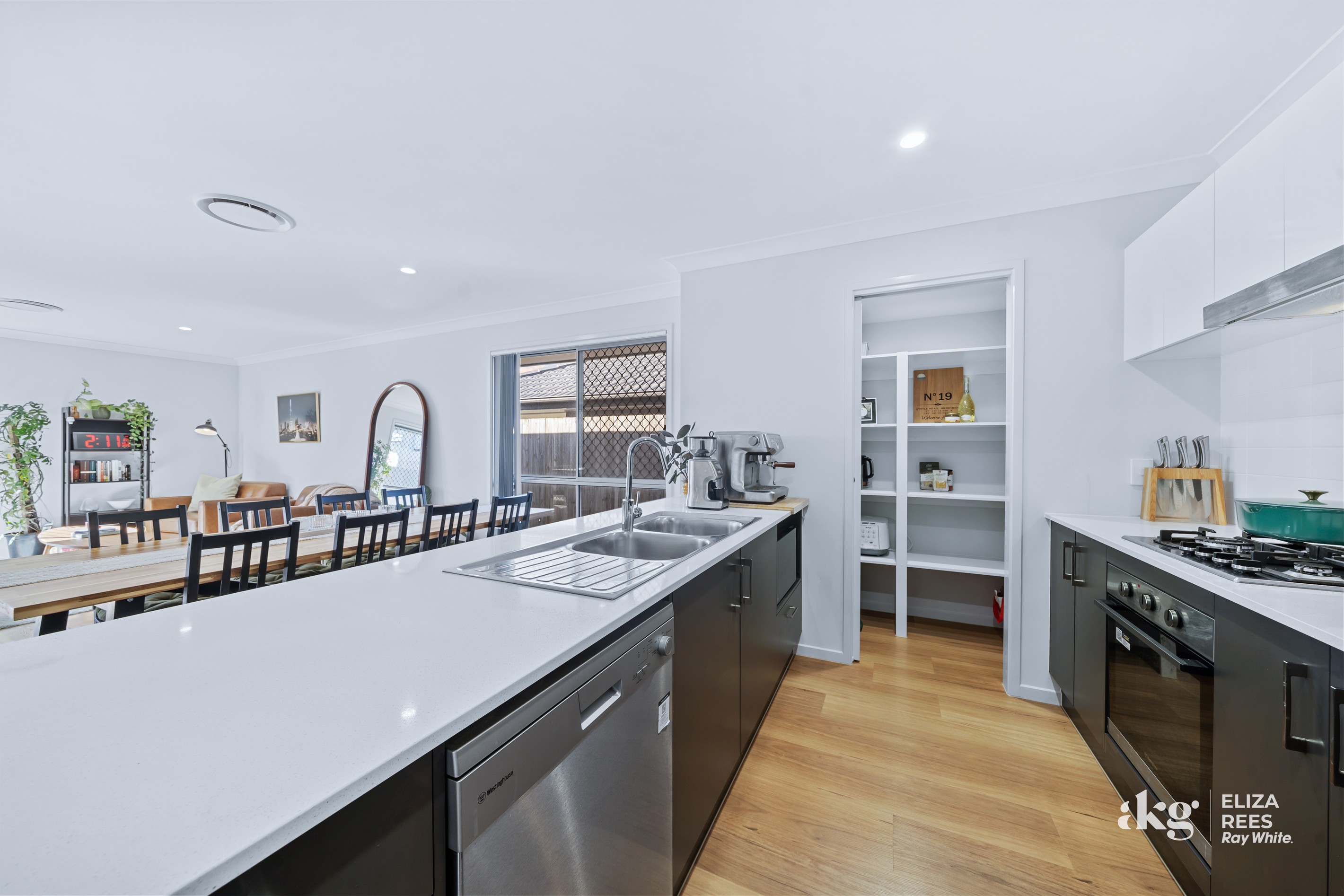 19 Myrtle Road, Greenbank, QLD 4124