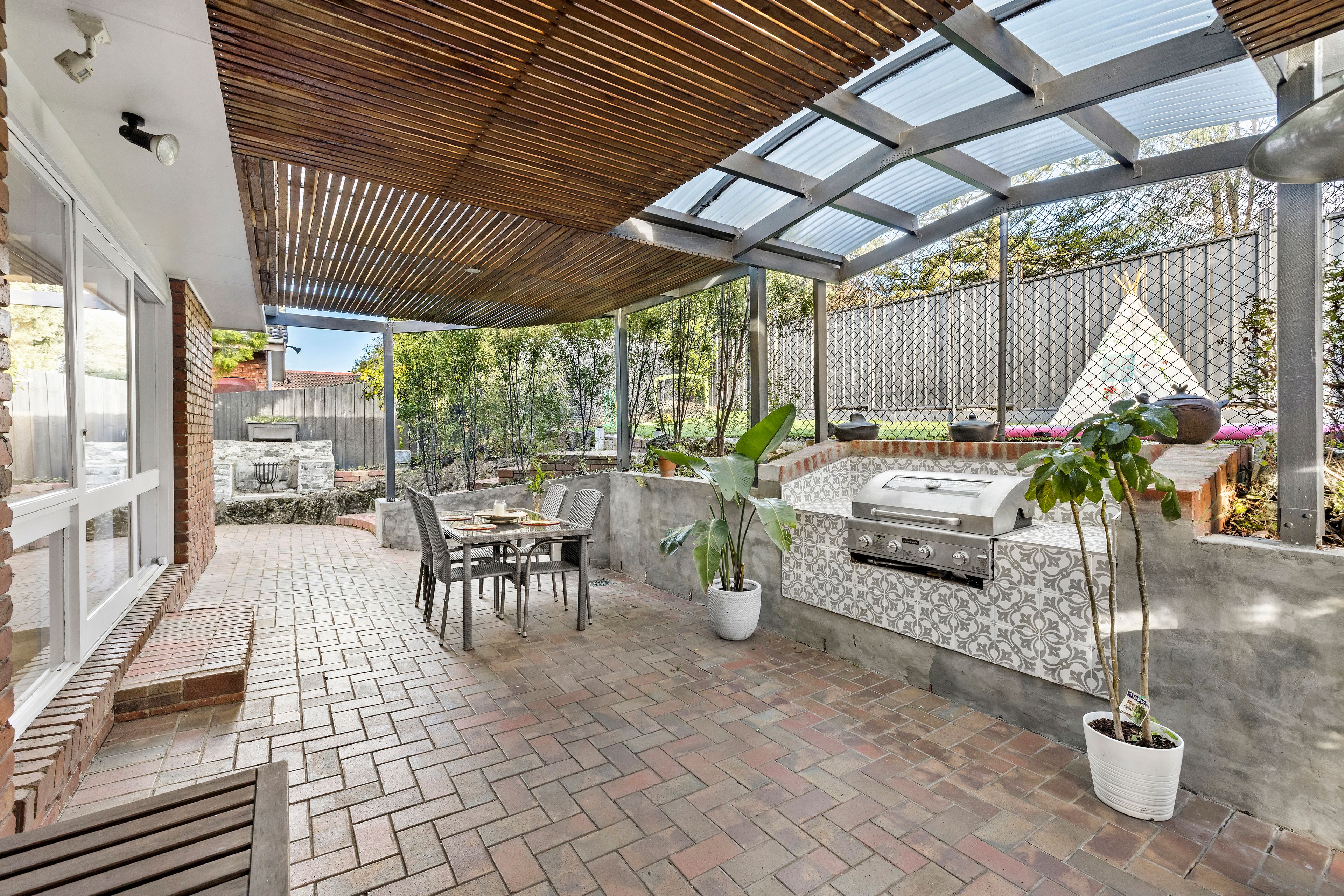 22 Darlington Avenue — photo 16 of 22