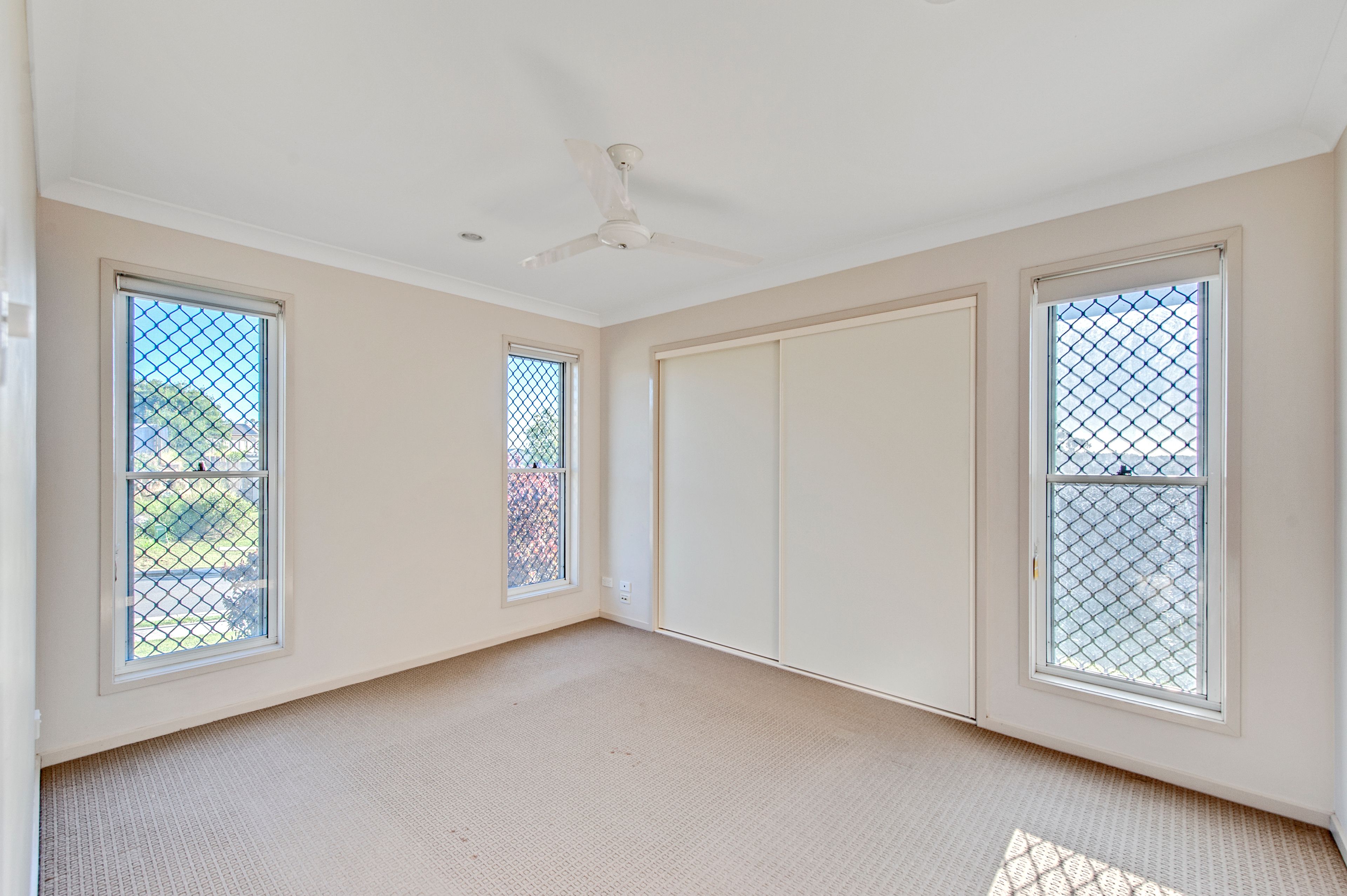 12 Stanbury Drive, Goodna, QLD 4300