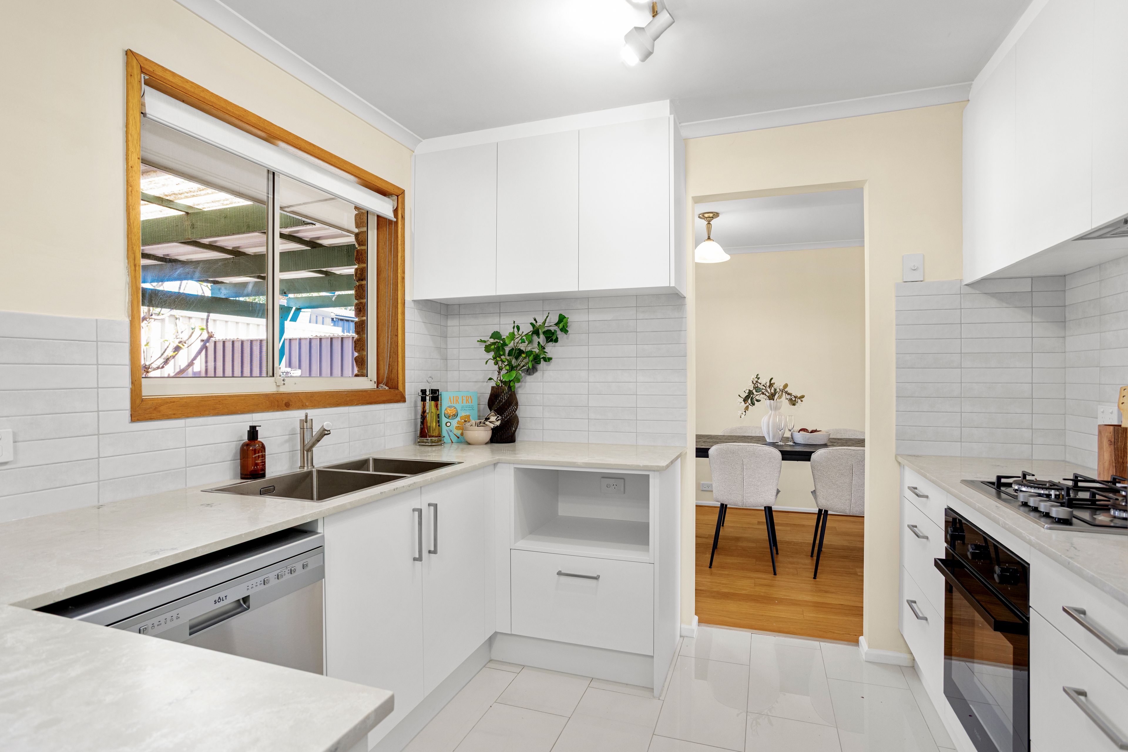 28 Anthus Street — photo 8 of 26