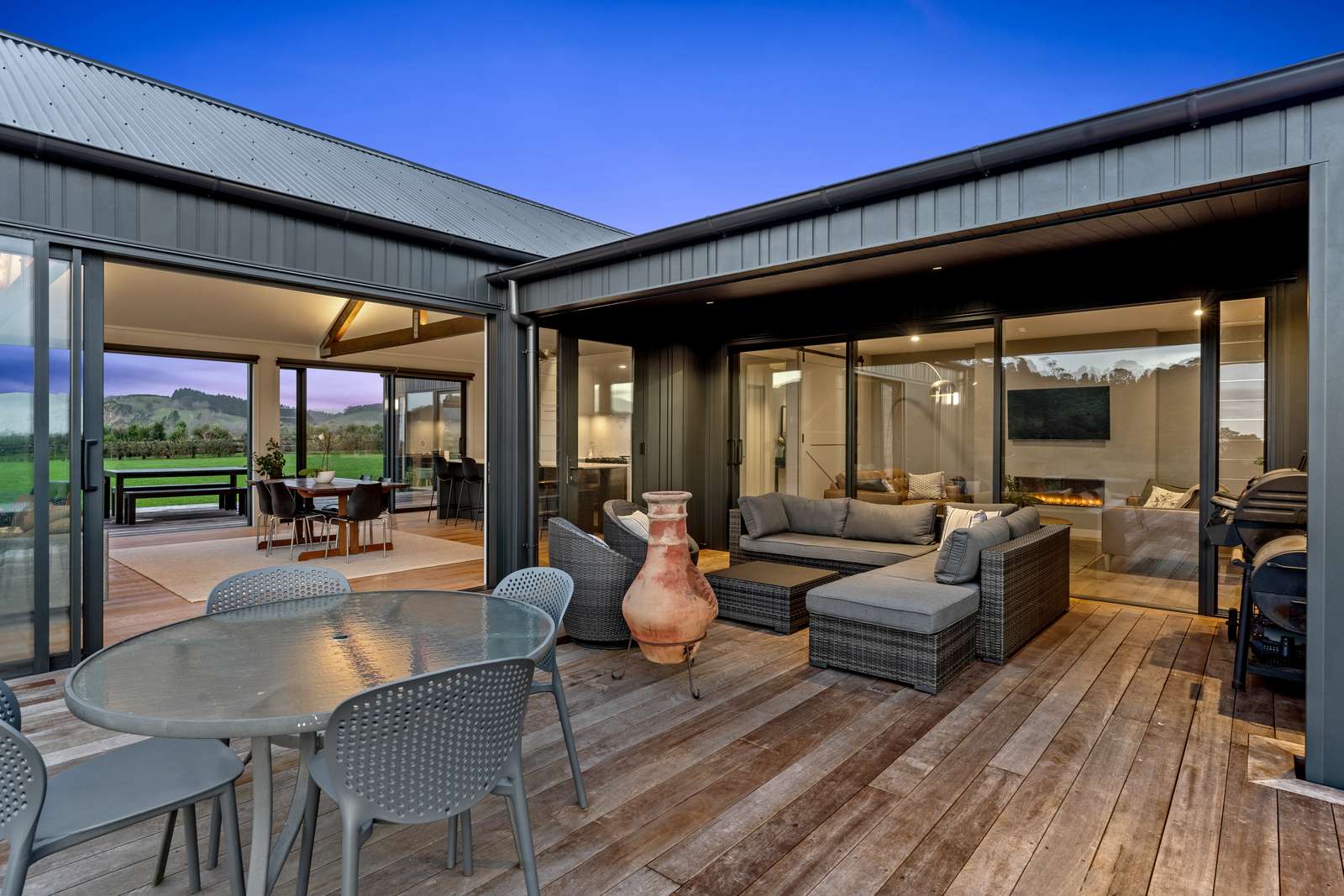 4 Rossbern Lane, Clevedon, Manukau City Real Estate Ray White New