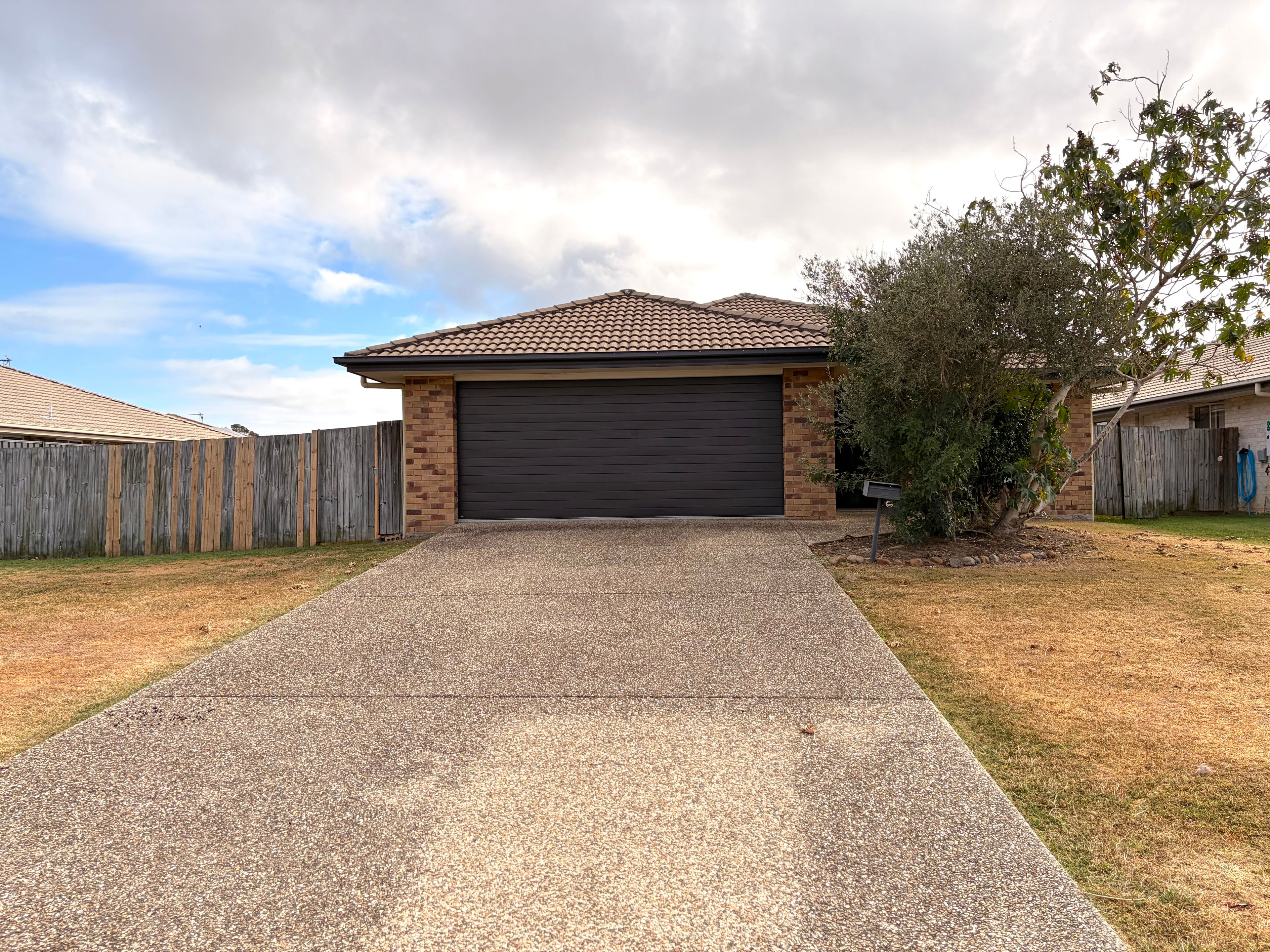 11 Peppermint Place, Laidley, QLD 4341