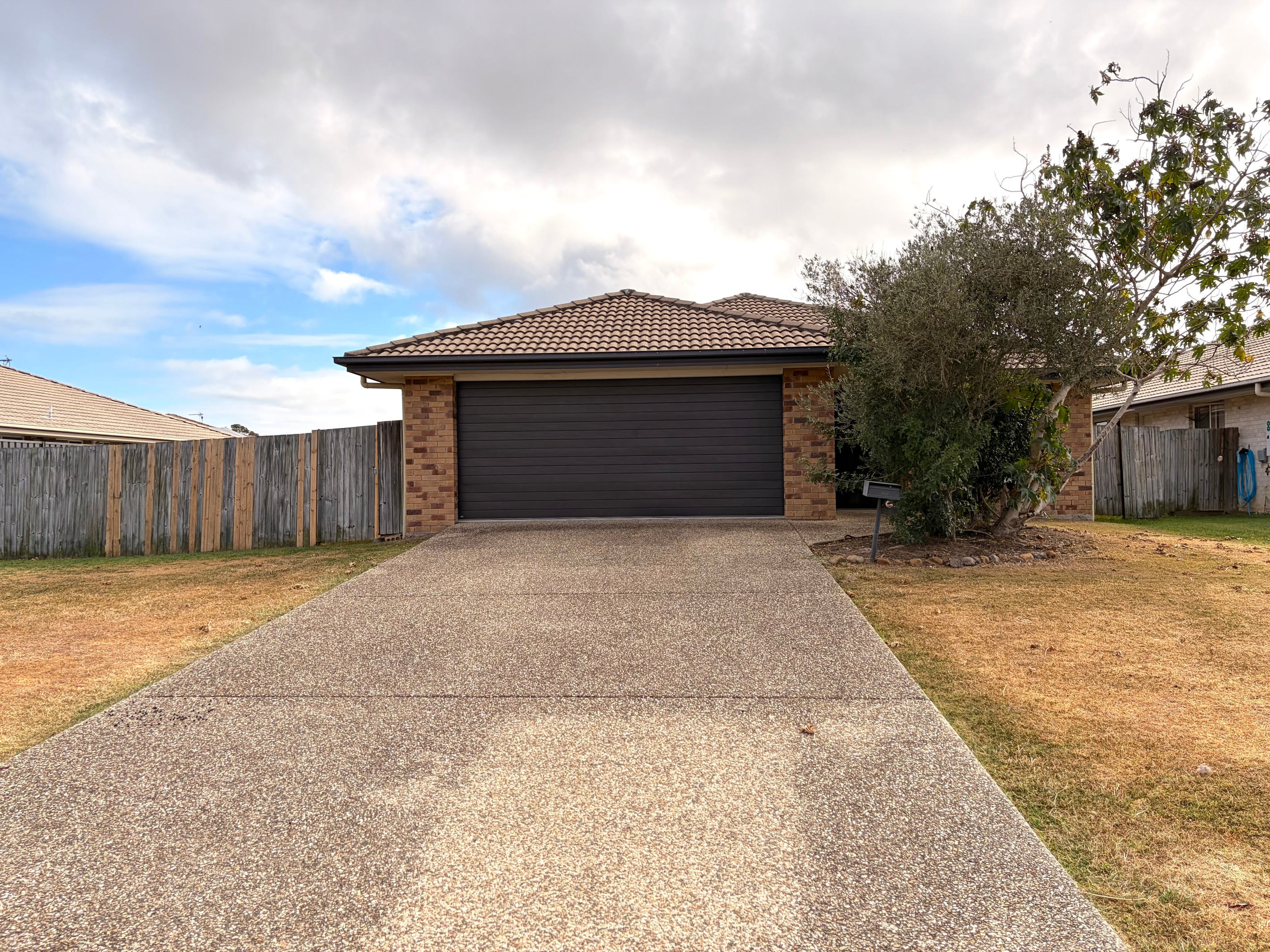 11 Peppermint Place, Laidley, QLD 4341