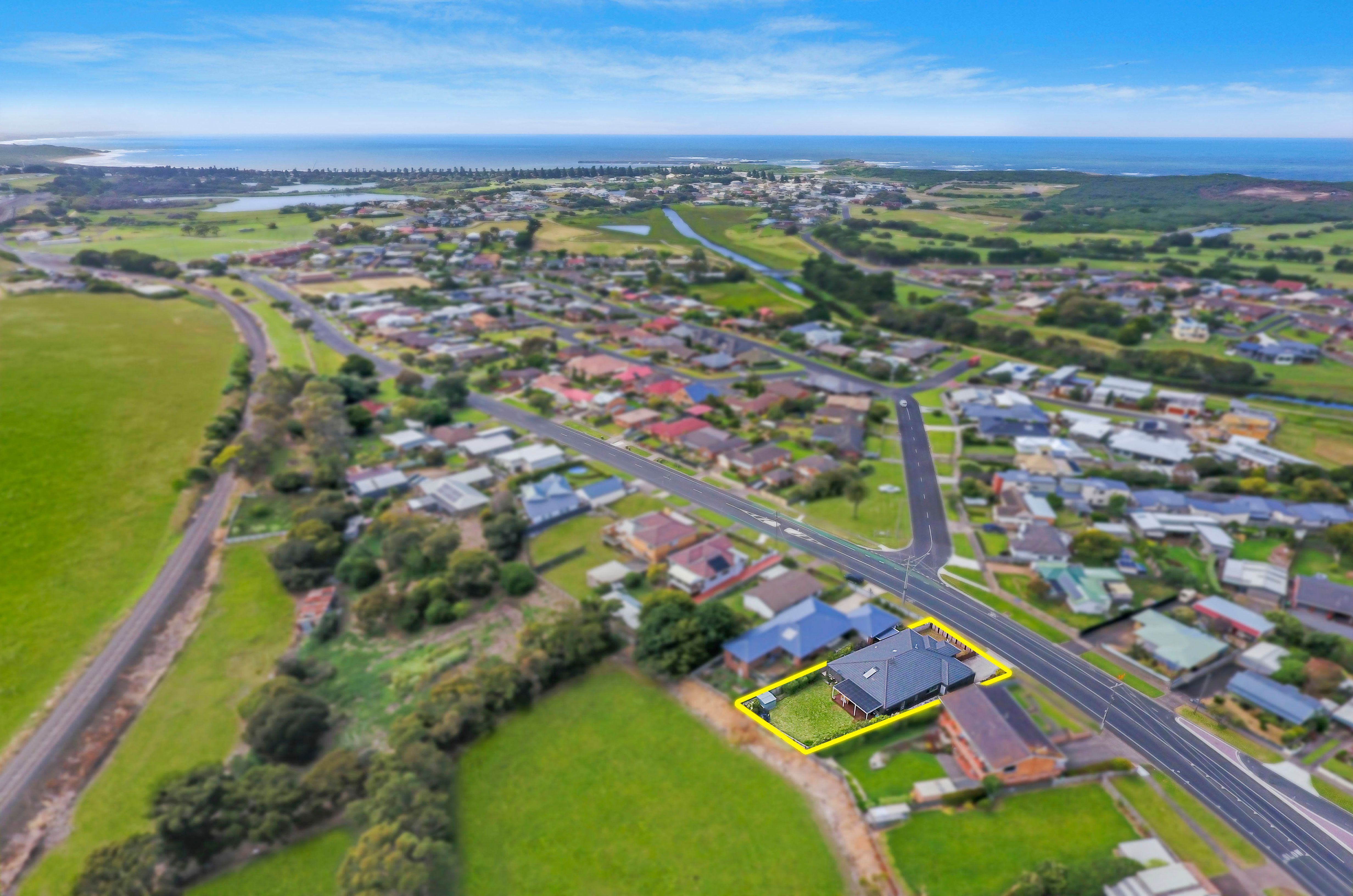64 Merrivale Drive, Warrnambool, VIC 3280