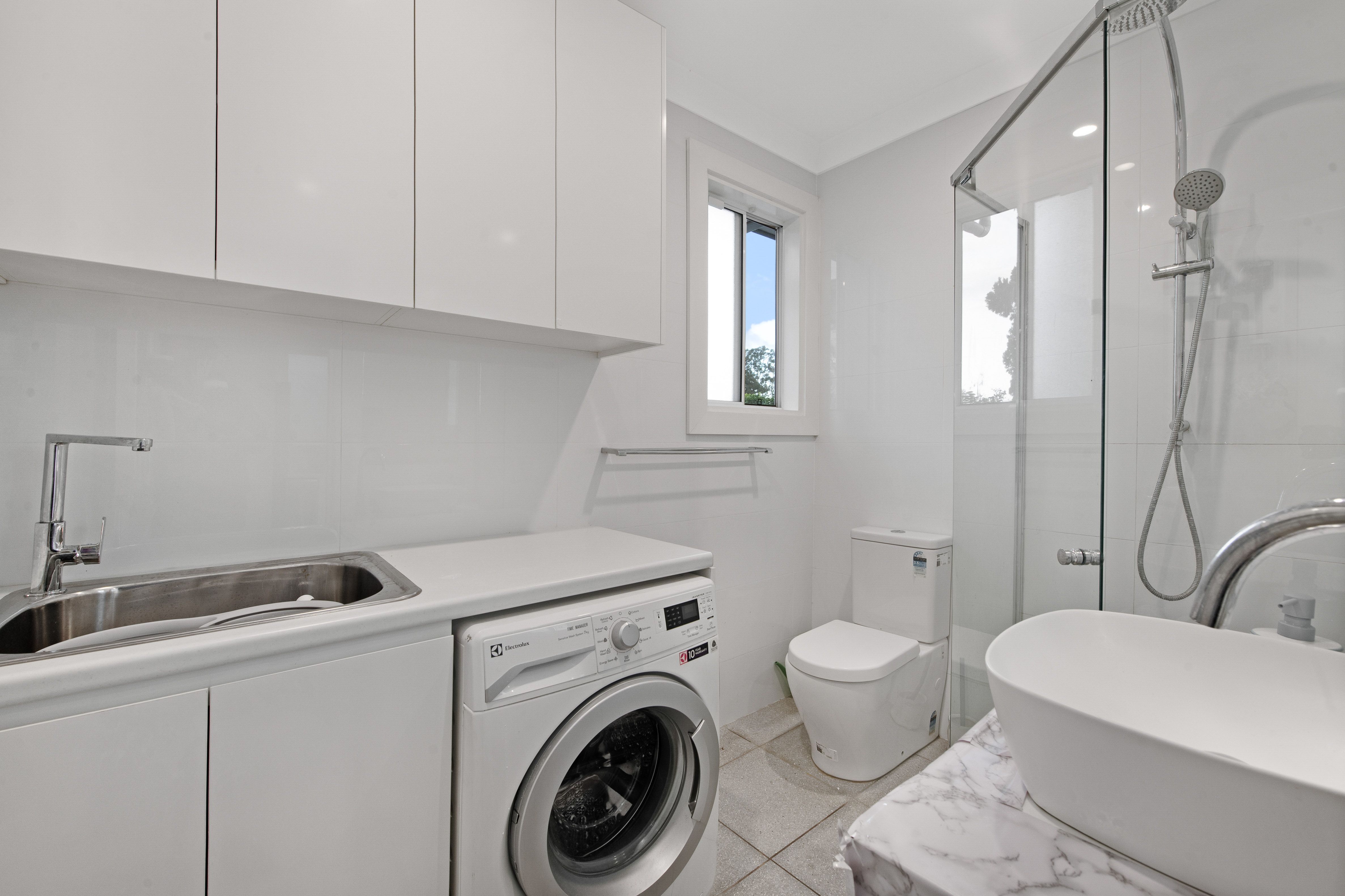 35 & 35A Lawson Street — photo 11 of 15
