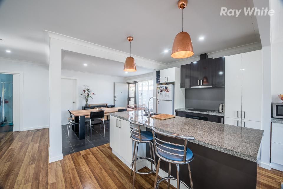 1/128 Scott Grove, Kingsbury, VIC 3083