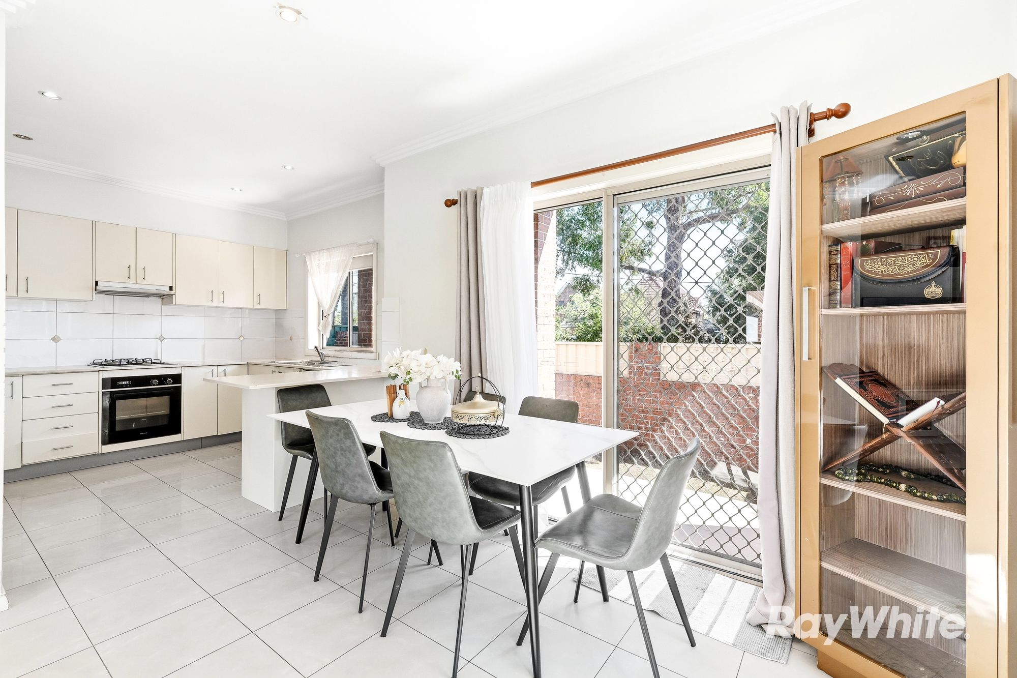 4 Holdsworth Street — photo 7 of 21