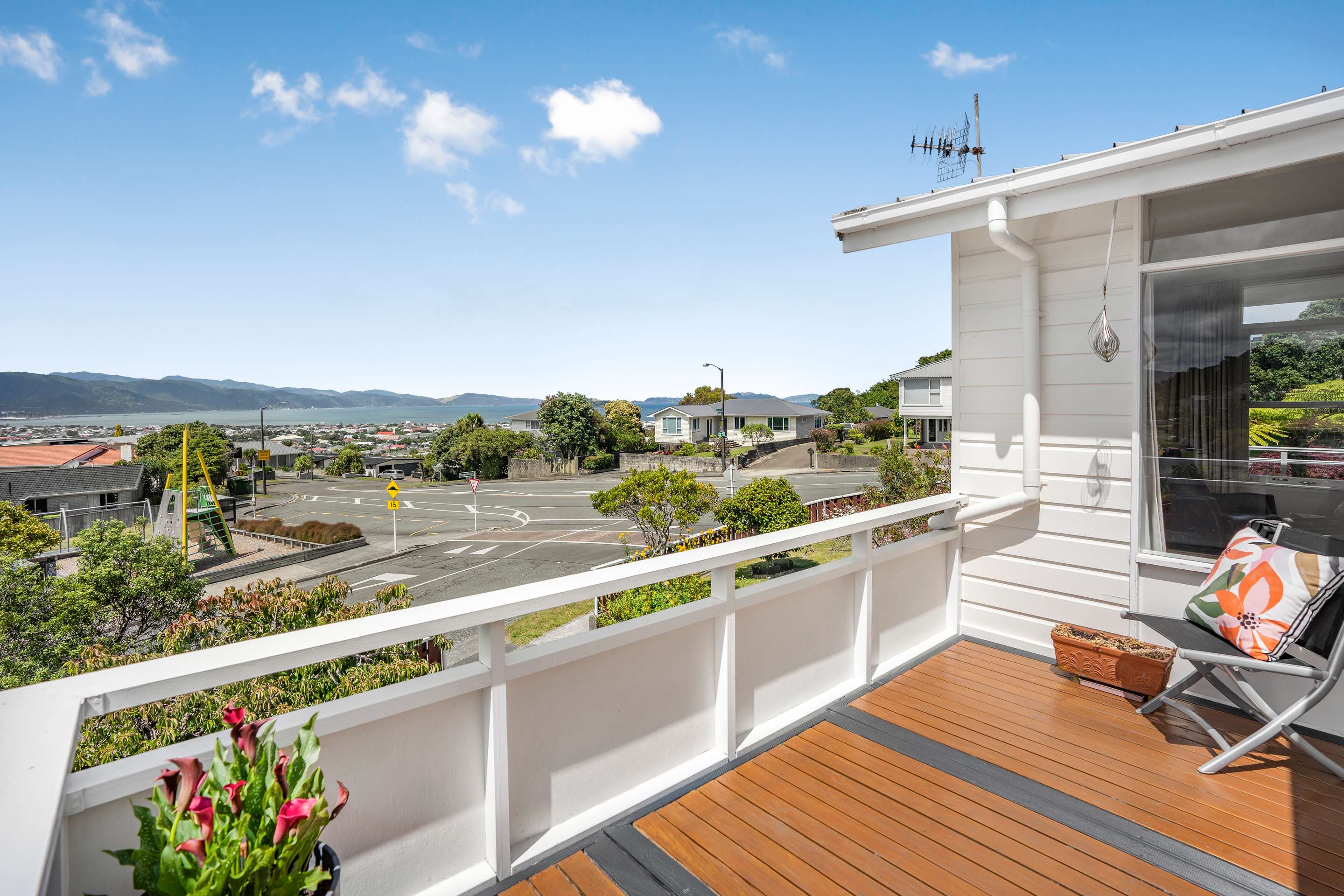 36 Dowse Drive, Maungaraki, Lower Hutt City Real Estate Ray White