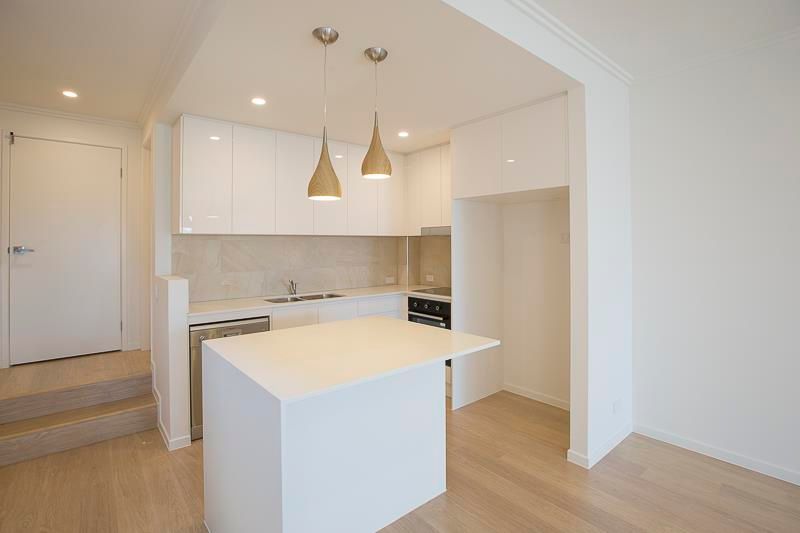 7 BROOKLYN Crescent, Robina, QLD 4226