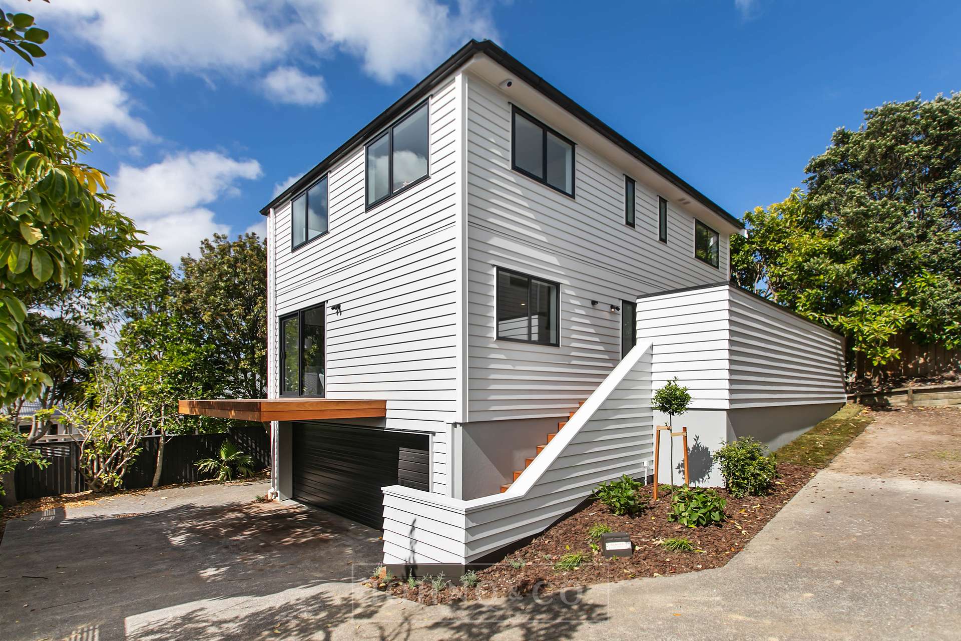 254A Onewa Road photo 1