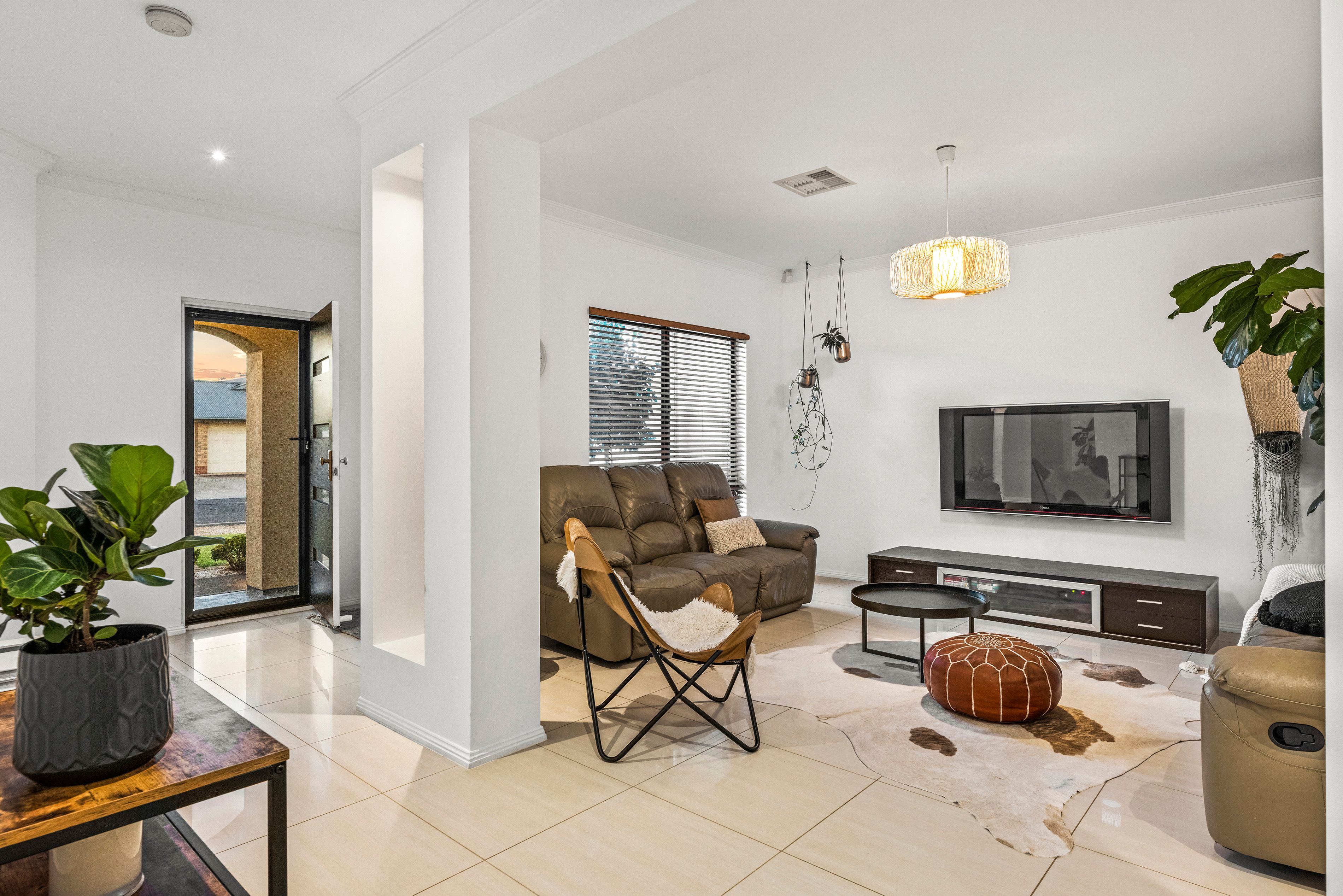 4 Vine Parade, Munno Para West, SA 5115
