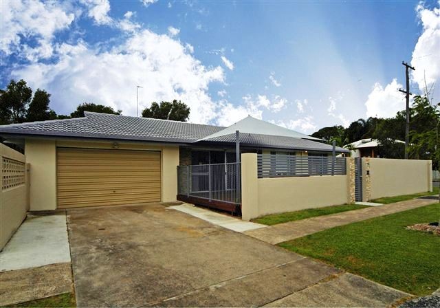 49 Twenty Sixth Avenue, Palm Beach, QLD 4221