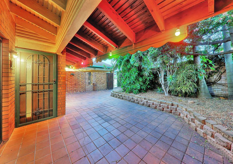 29 Warrington Street, Robertson, QLD 4109